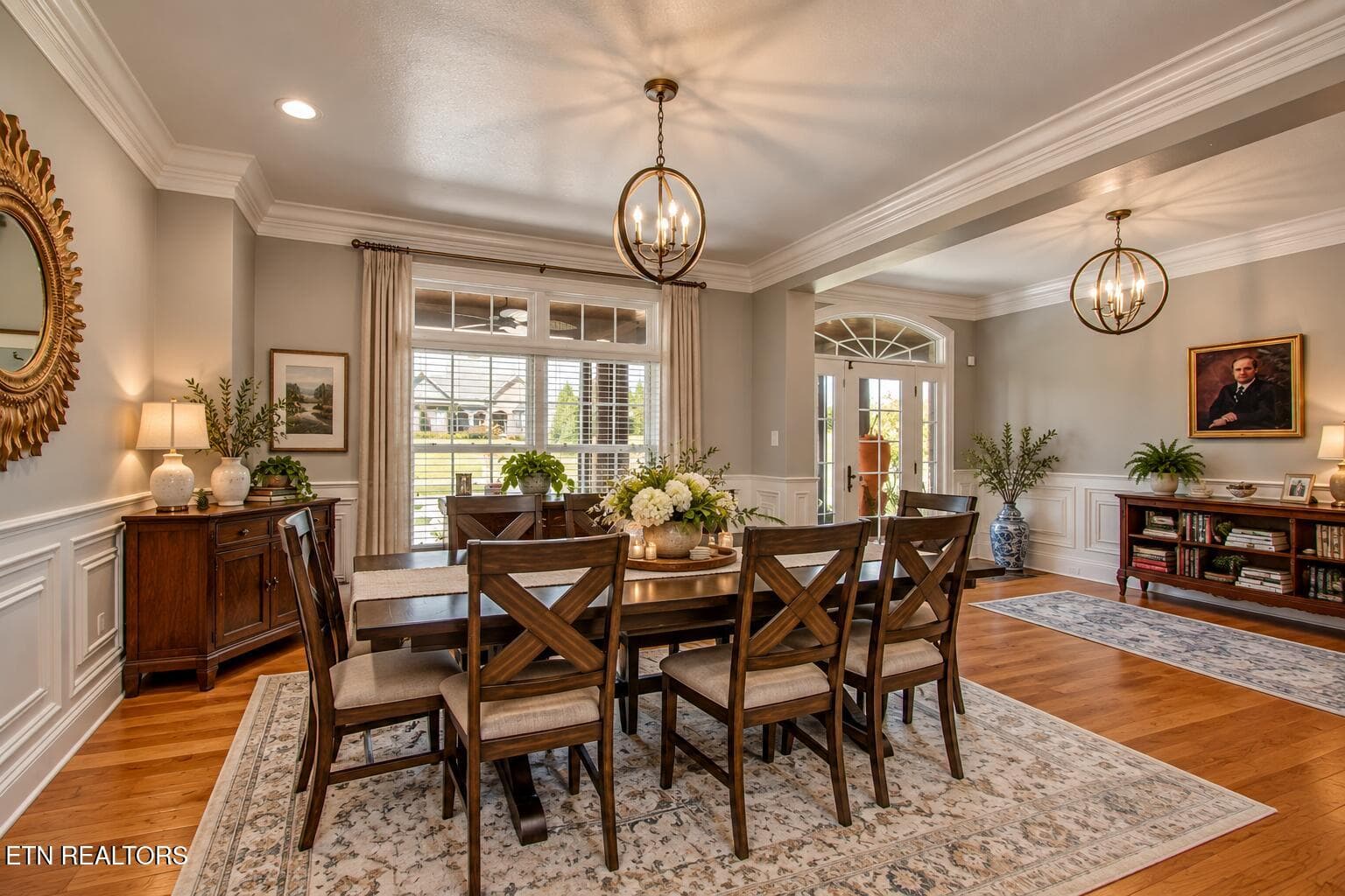 Elegant Traditional Dining Room and Entr - 2760 River Island Blvd, Kodak, TN 37764, Kodak