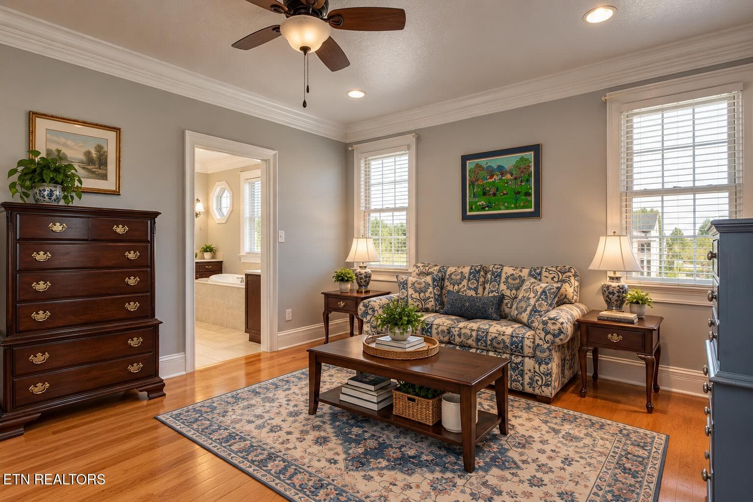 Classic Blue-and-Cream Sitting Room - 2760 River Island Blvd, Kodak, TN 37764, Kodak