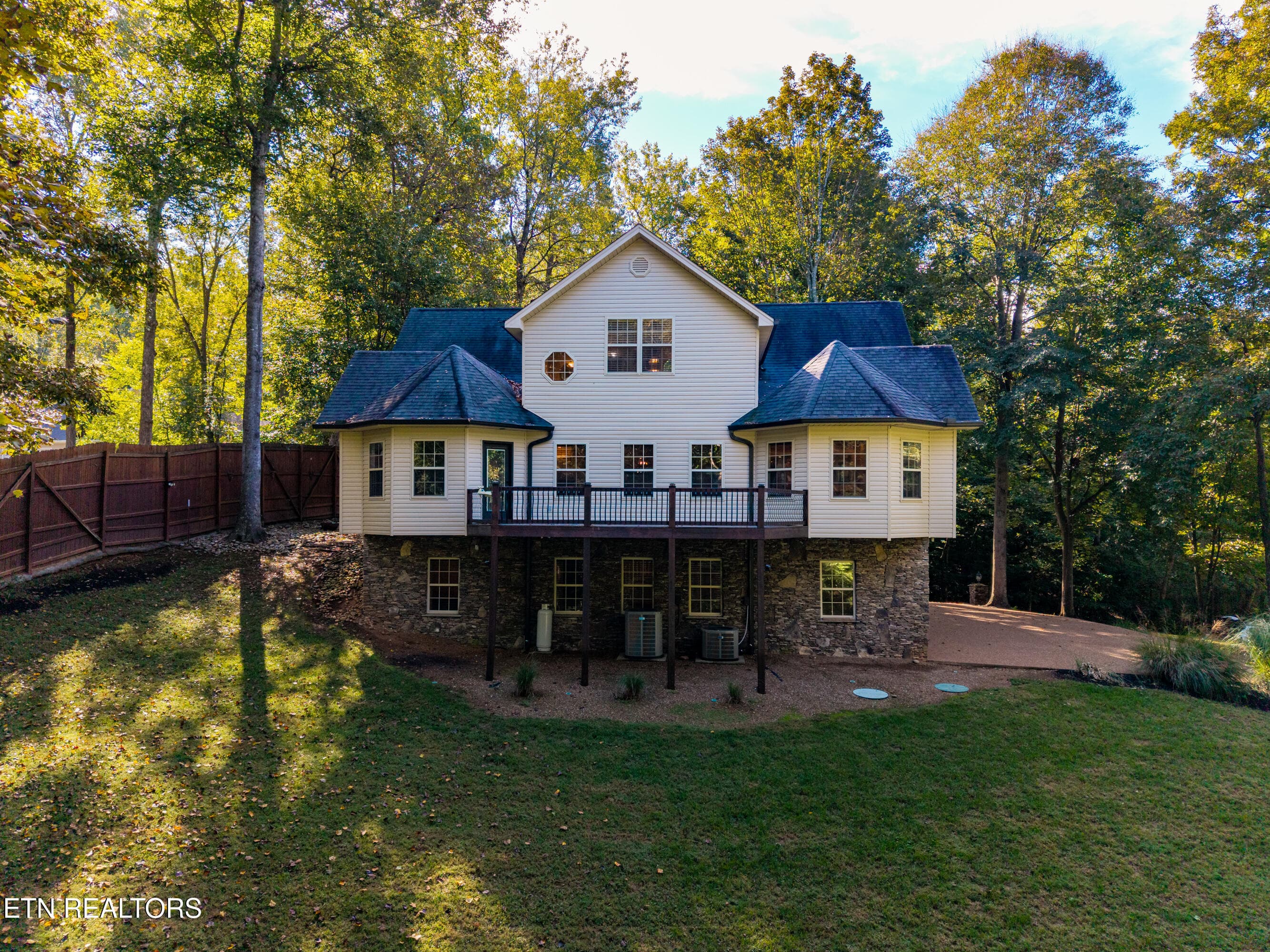 4323DeerRunDr-119 - 4323 Deer Run Drive, Louisville, TN 37777, Louisville