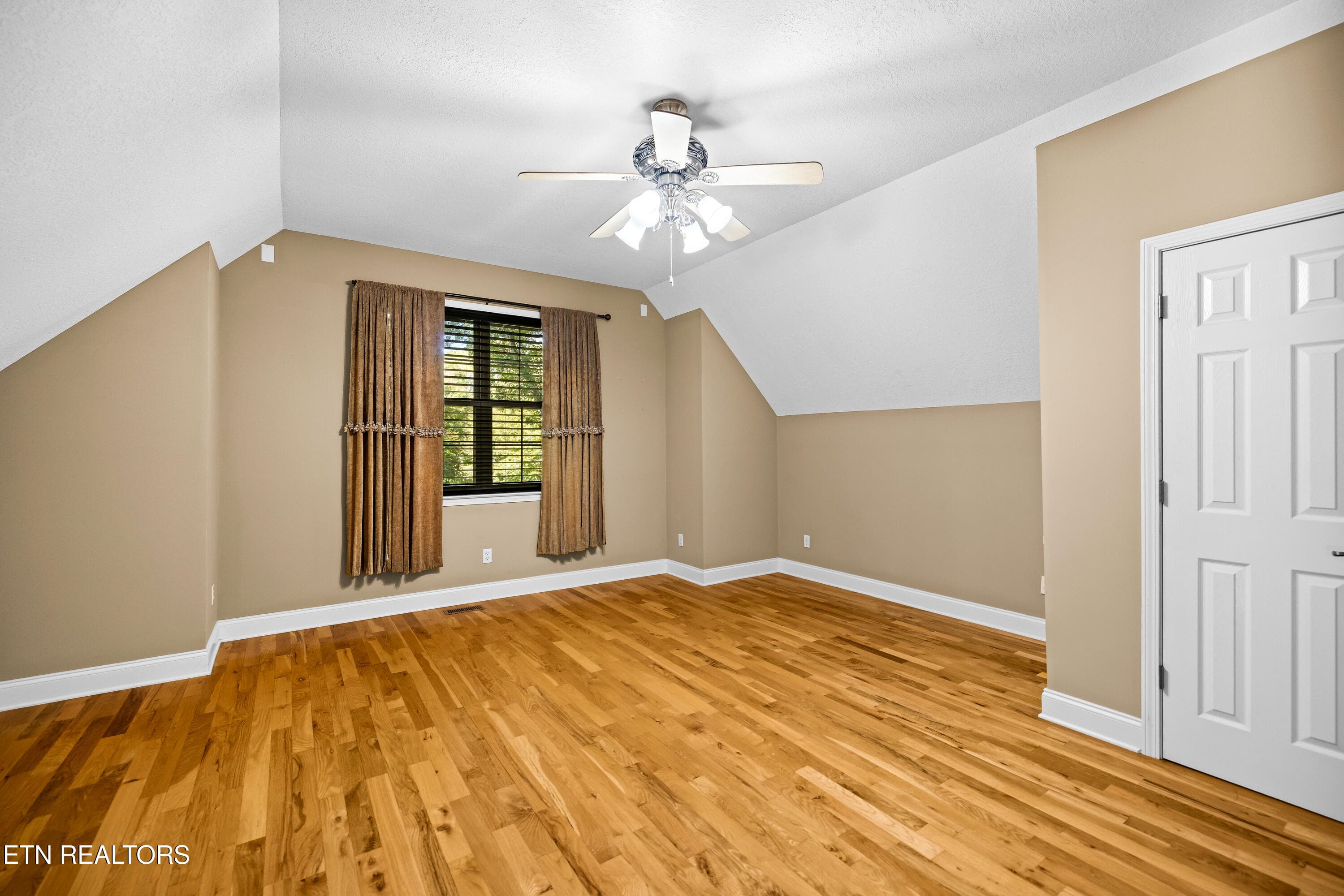 4323DeerRunDr-158 - 4323 Deer Run Drive, Louisville, TN 37777, Louisville