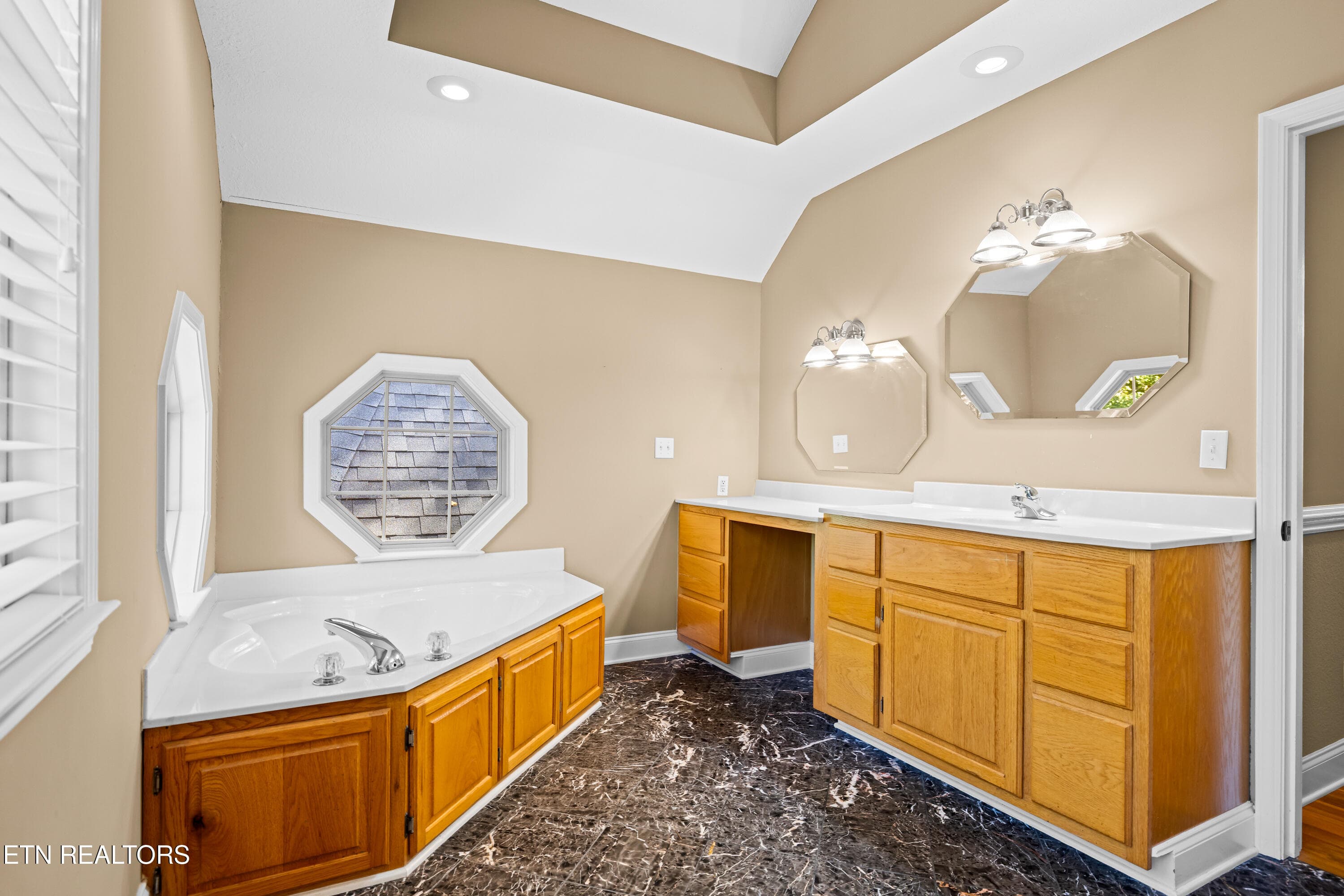 4323DeerRunDr-160 - 4323 Deer Run Drive, Louisville, TN 37777, Louisville