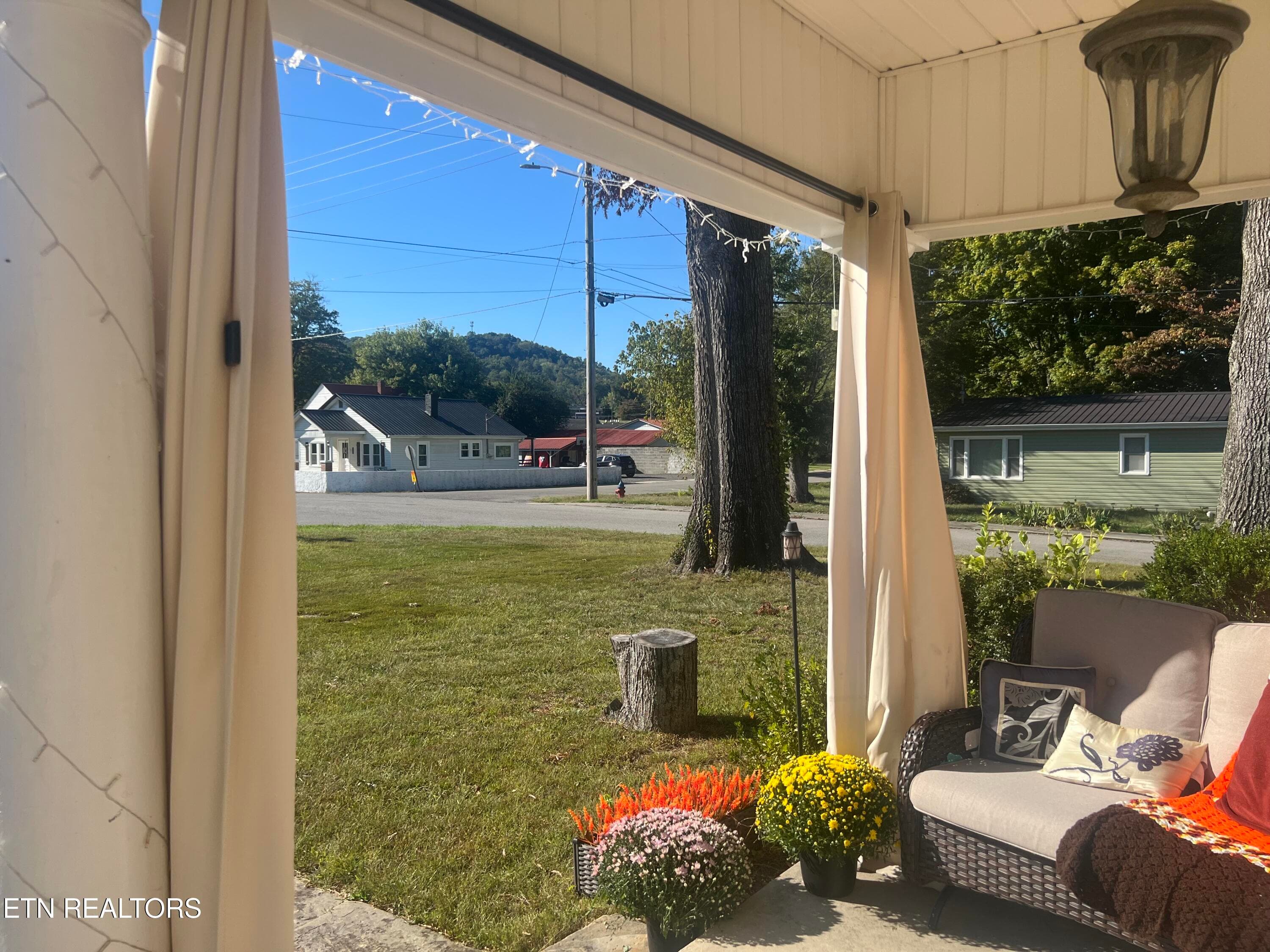 IMG_6939 - 607 N Spring St, Livingston, TN 38570, Livingston
