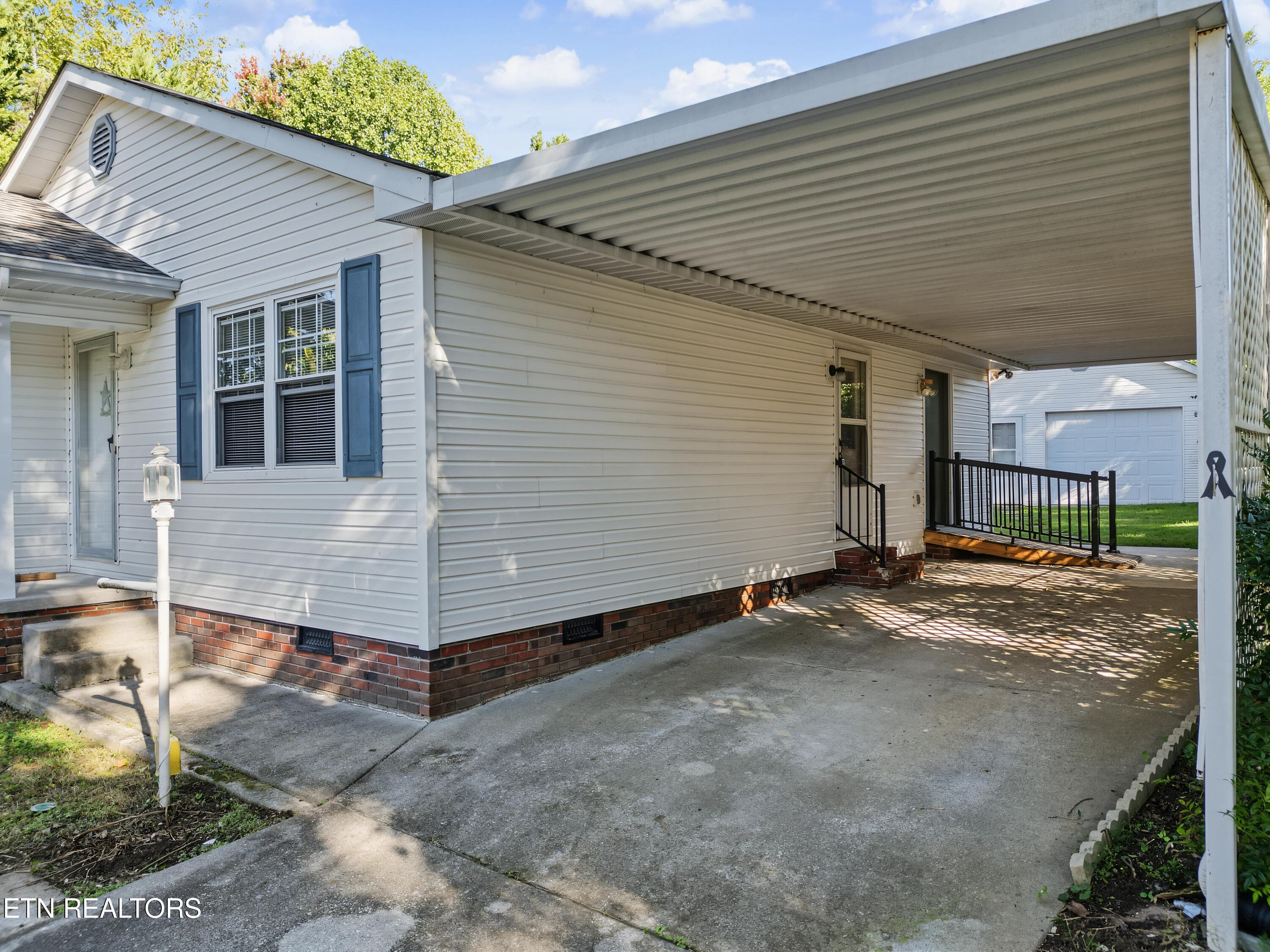 Carport - 911 Michelle Drive, Friendsville, TN 37737, Friendsville