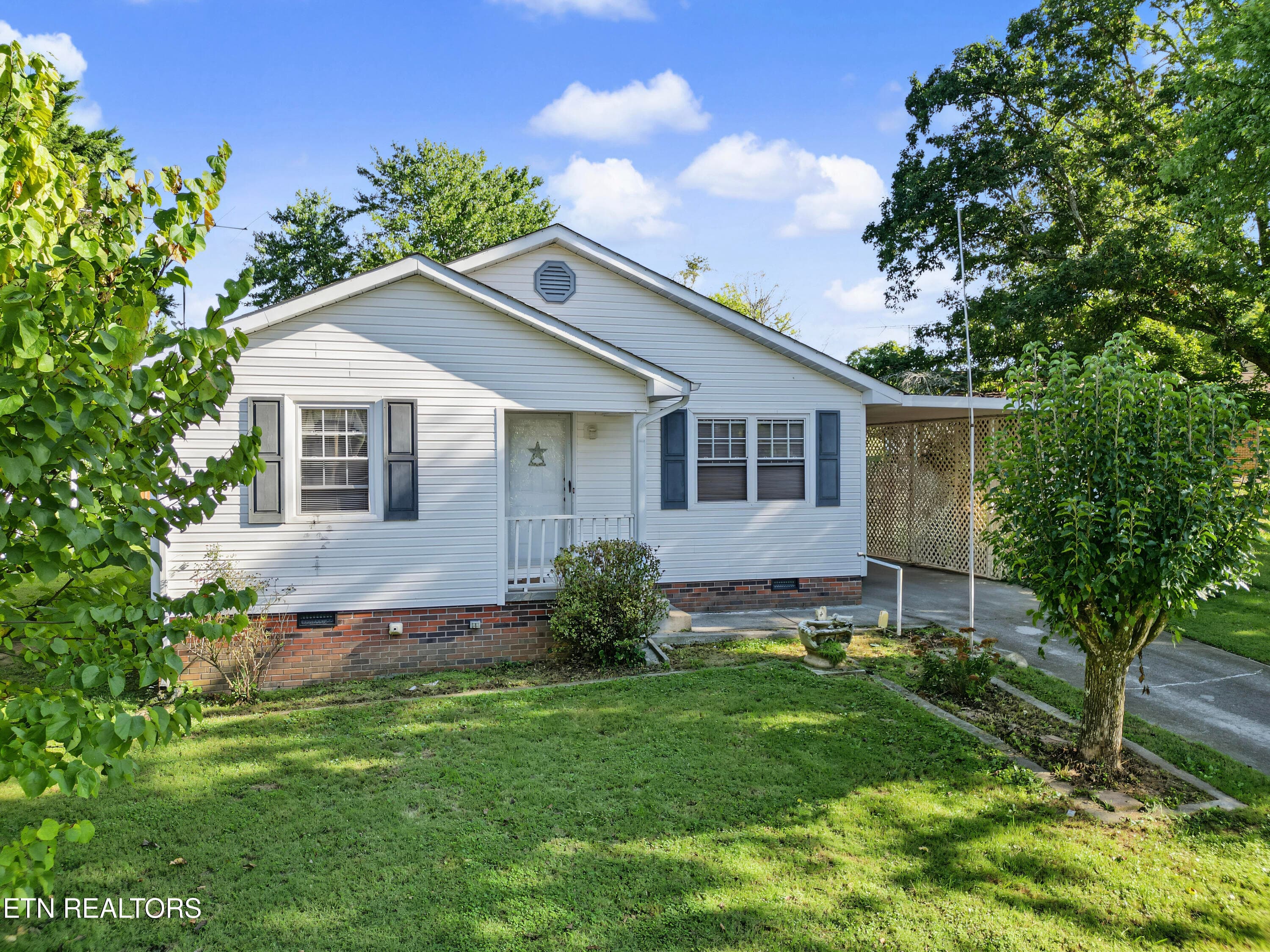 911 Michelle Drive - 911 Michelle Drive, Friendsville, TN 37737, Friendsville