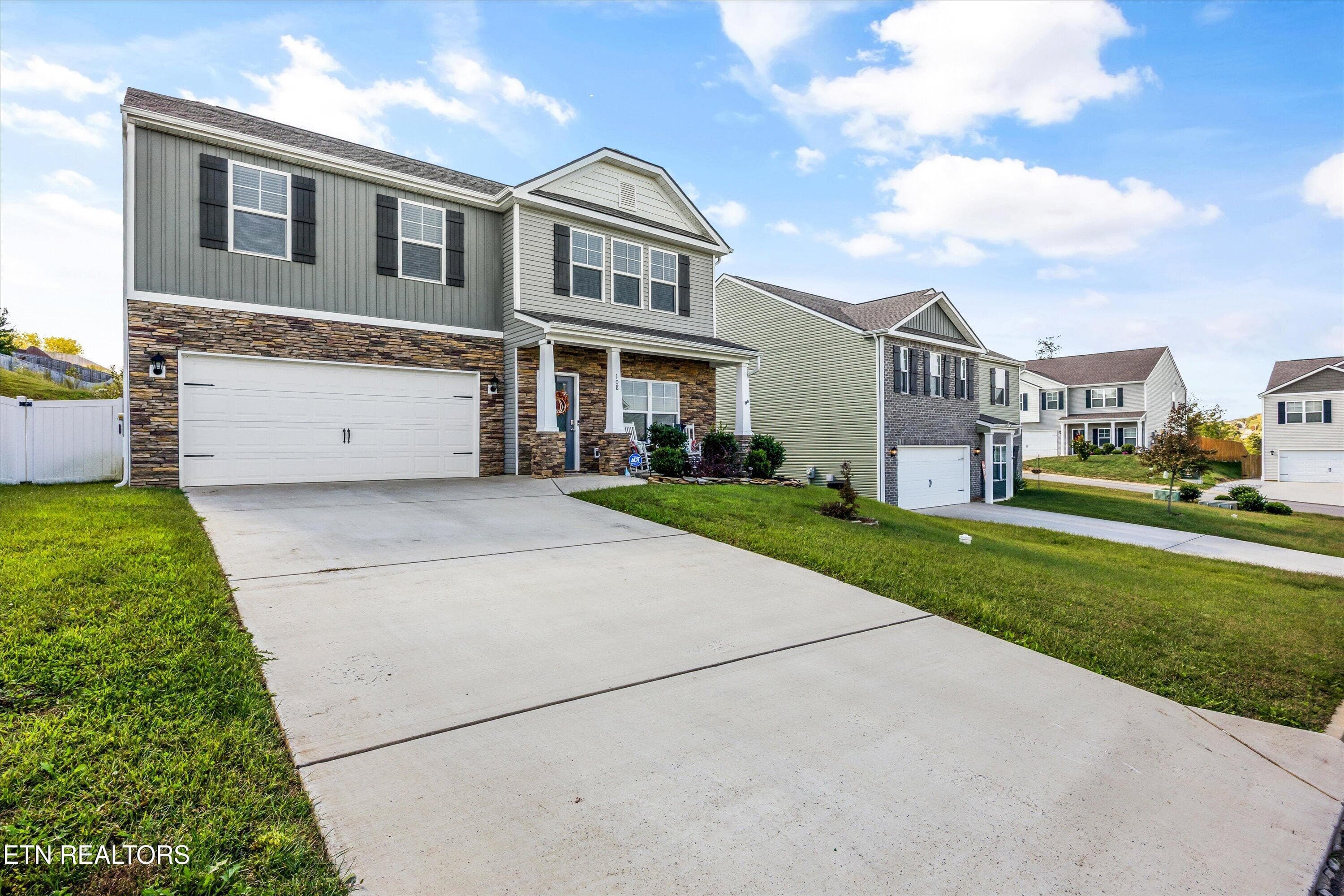 02-108 Laine Dr 33 - 108 Laine Drive, Lenoir City, TN 37771, Lenoir City
