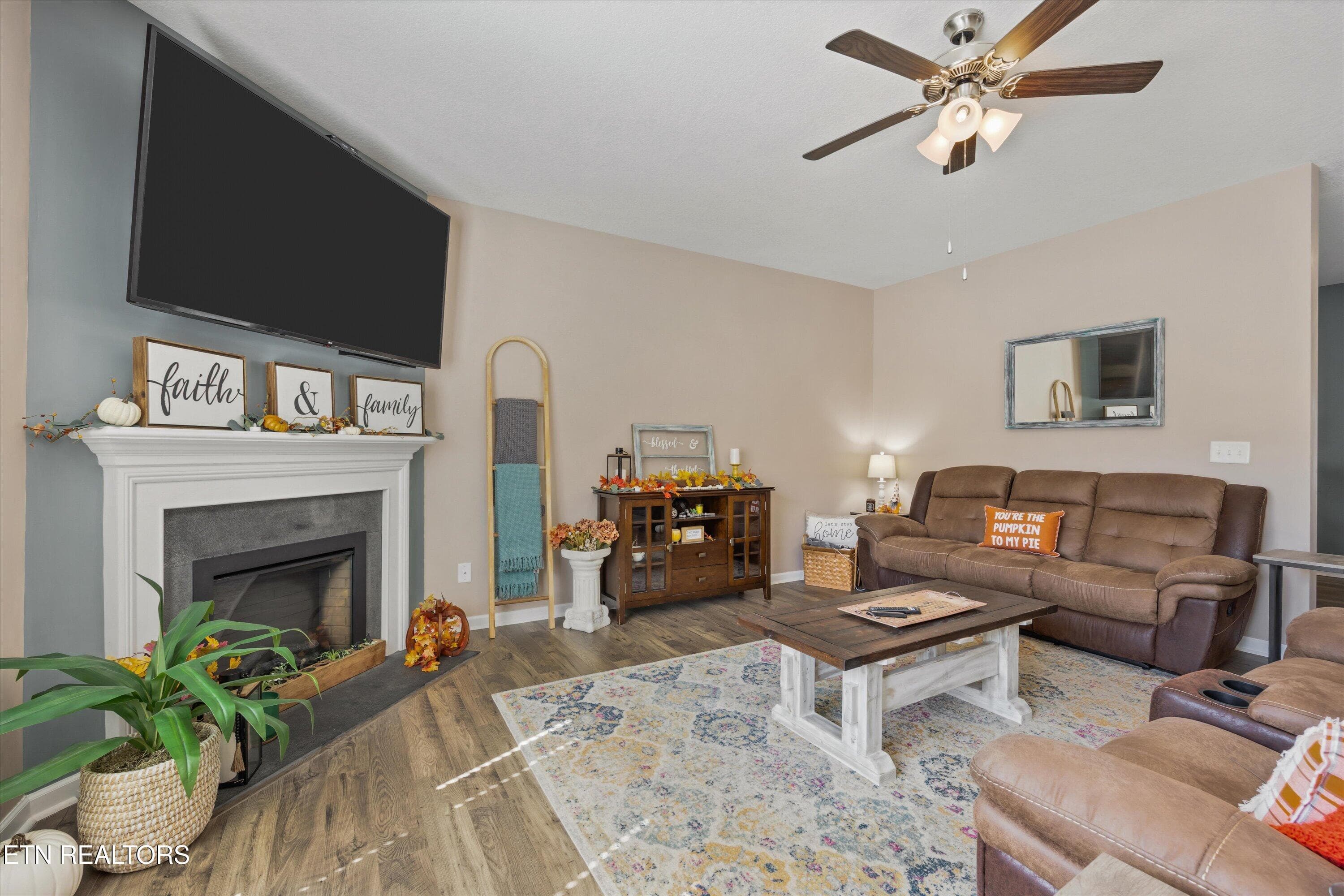 15-108 Laine Dr 19 - 108 Laine Drive, Lenoir City, TN 37771, Lenoir City