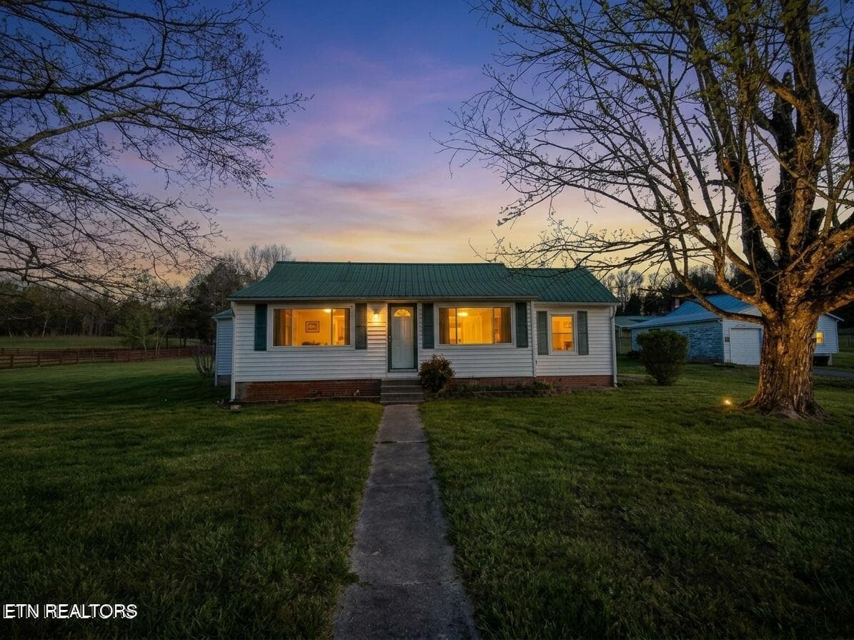 corryton twilight - 8259 Corryton Luttrell Rd, Plainview, TN 37721