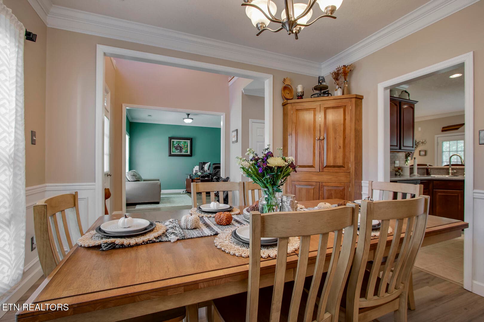 24_TimberGreenLane_2906_Dining03 - 2906 Timber Green Lane, Knoxville, TN 37921, Knoxville