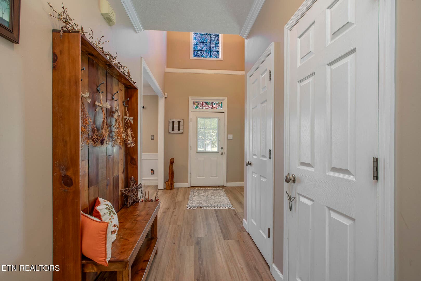 27_TimberGreenLane_2906_EntryHall - 2906 Timber Green Lane, Knoxville, TN 37921, Knoxville