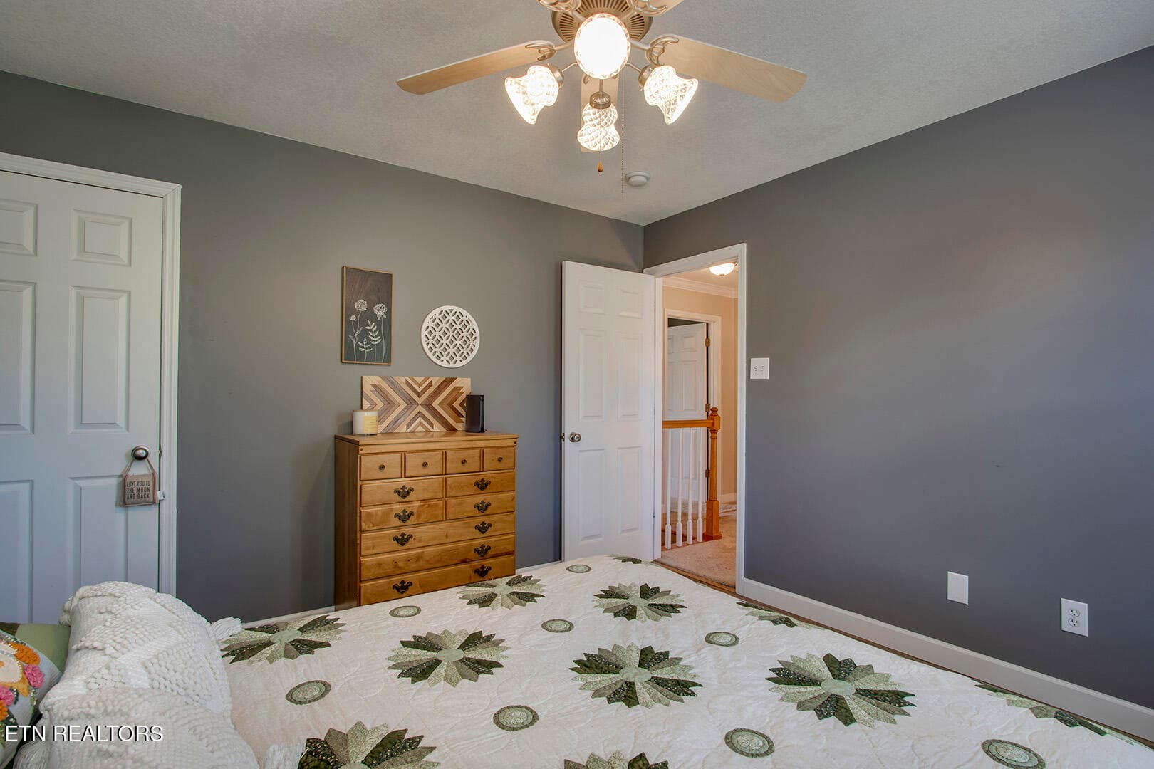 38_TimberGreenLane_2906_Bedroom2_02 - 2906 Timber Green Lane, Knoxville, TN 37921, Knoxville