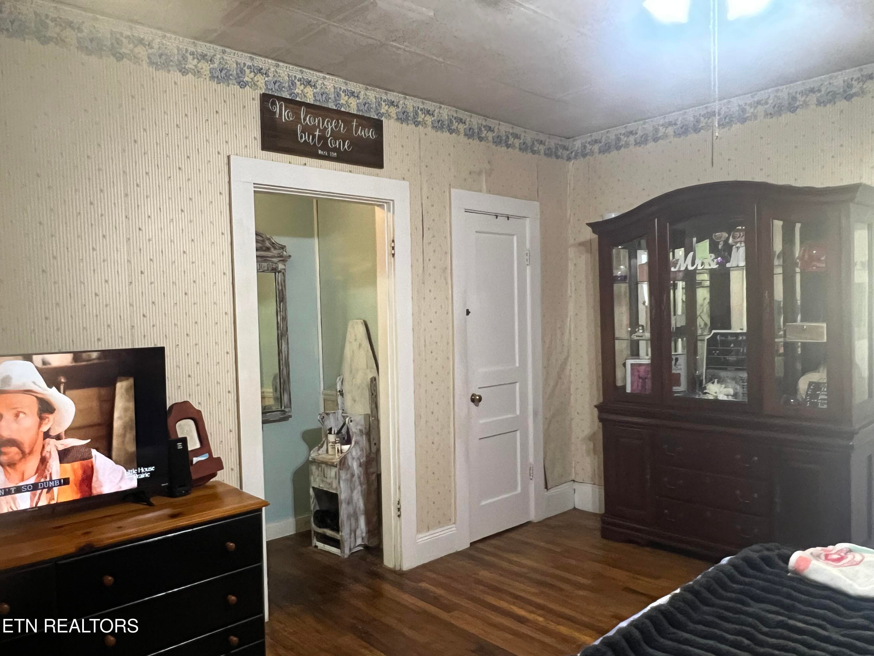 IMG_6855 - 607 N Spring St, Livingston, TN 38570, Livingston