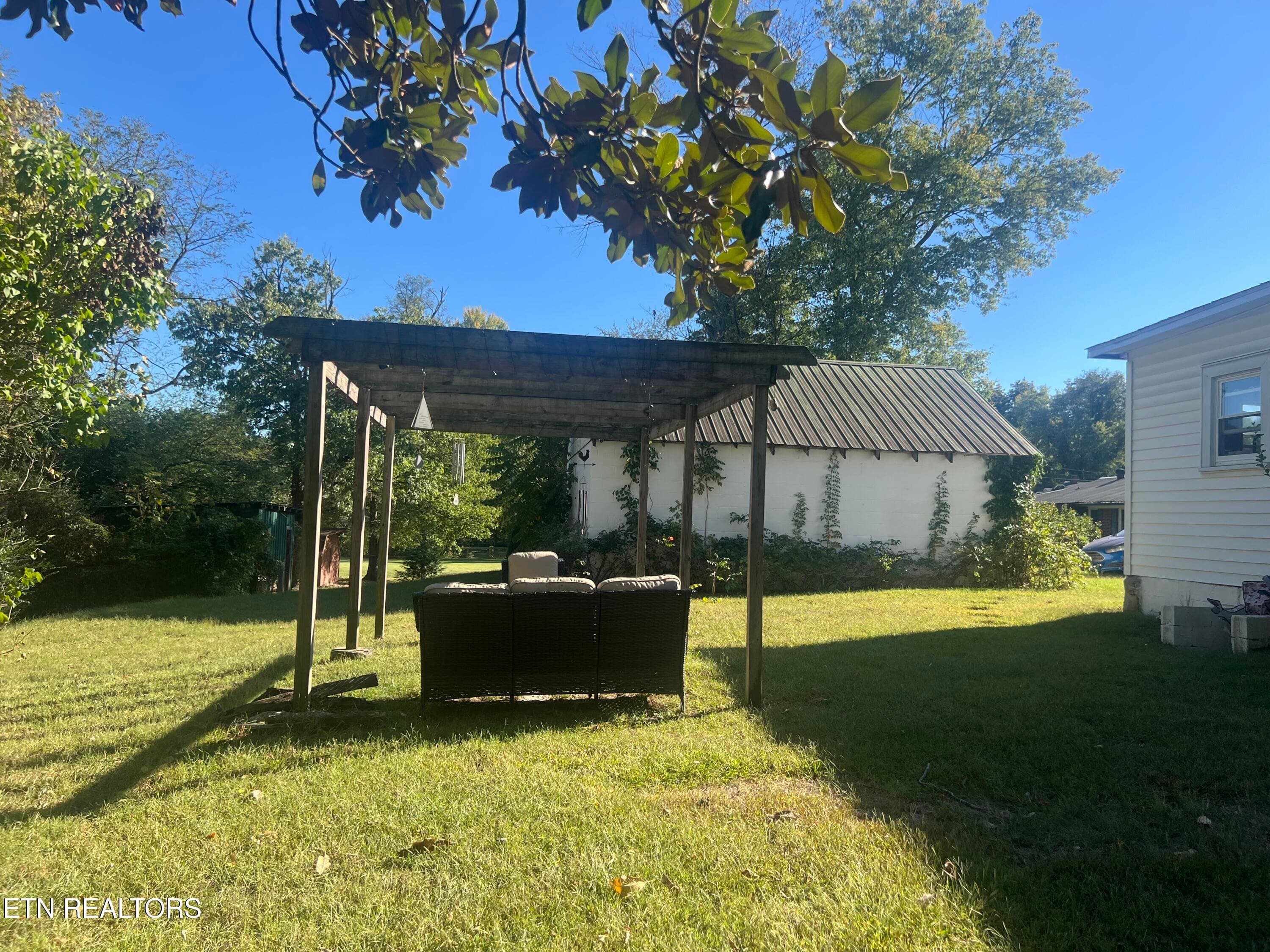 IMG_6896 - 607 N Spring St, Livingston, TN 38570, Livingston