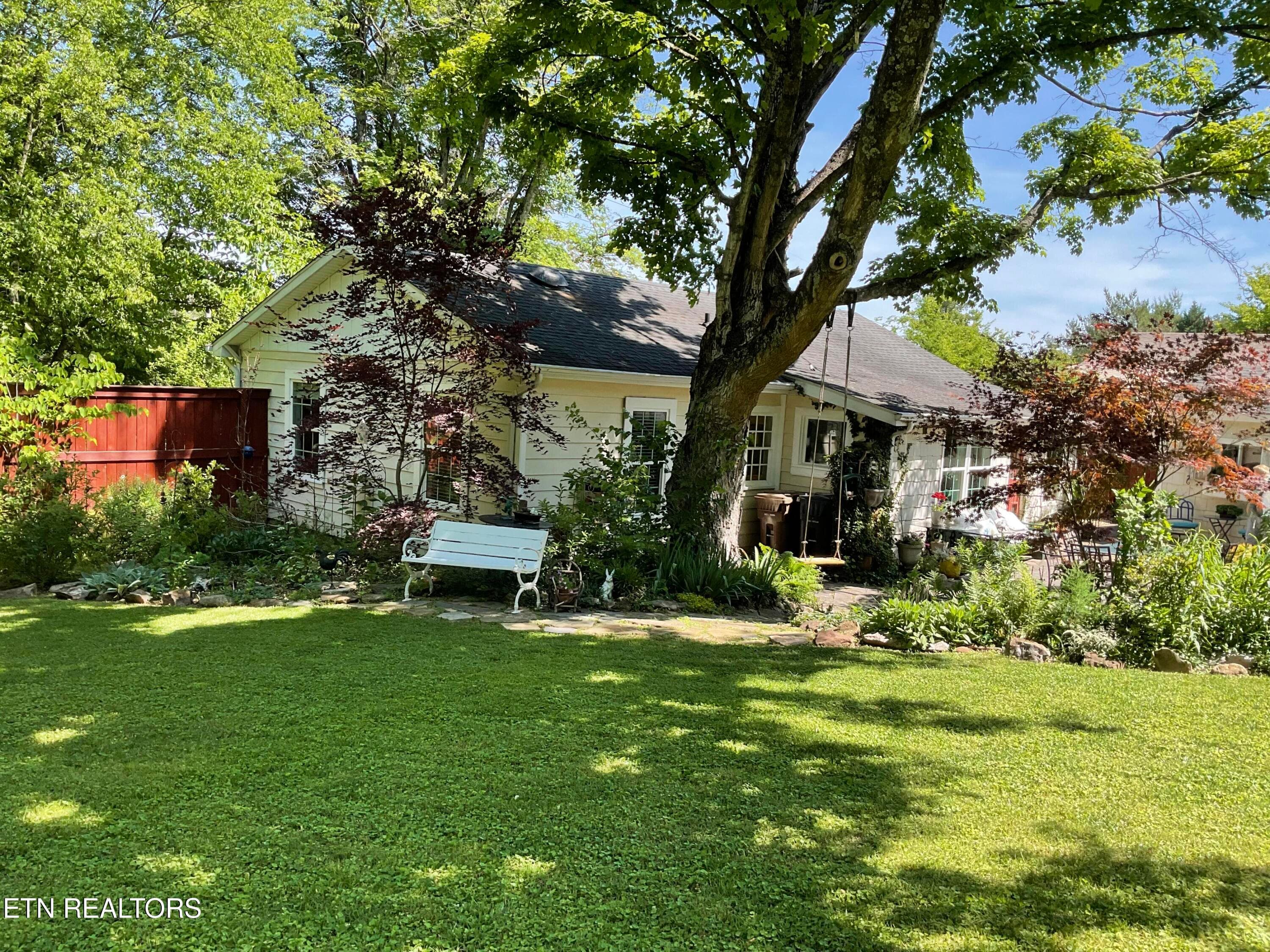08_beyc6abf280259de1 - 6520 S Northshore Drive, Knoxville, TN 37919, Knoxville
