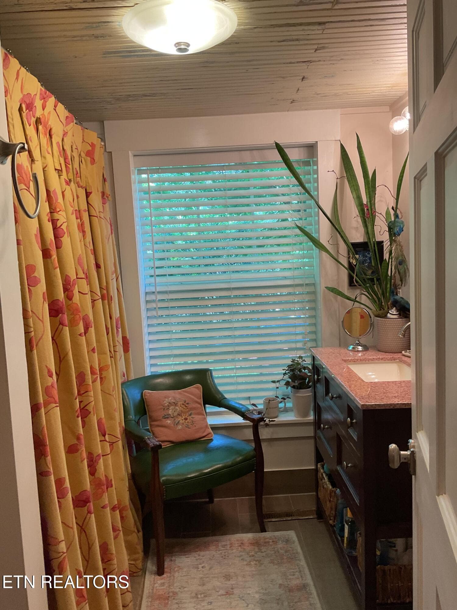 23_beyc6abf2781ce1c7 - 6520 S Northshore Drive, Knoxville, TN 37919, Knoxville