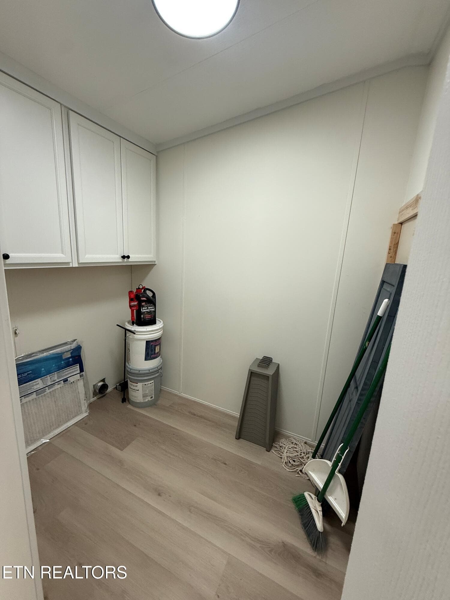 Laundry Room (2) - 9544 Raccoon Woods Drive, Heiskell, TN 37754, Heiskell
