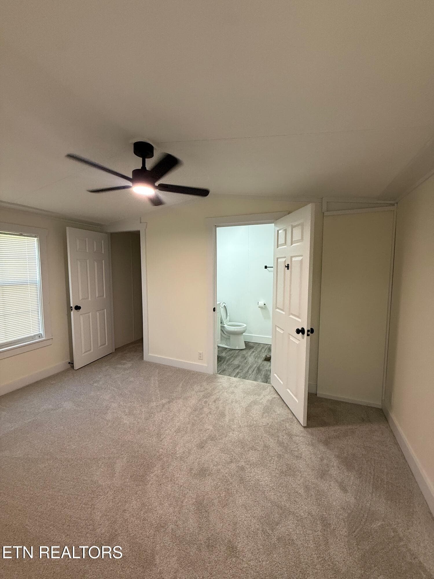 Master Bathroom & Bedroom - 9544 Raccoon Woods Drive, Heiskell, TN 37754, Heiskell