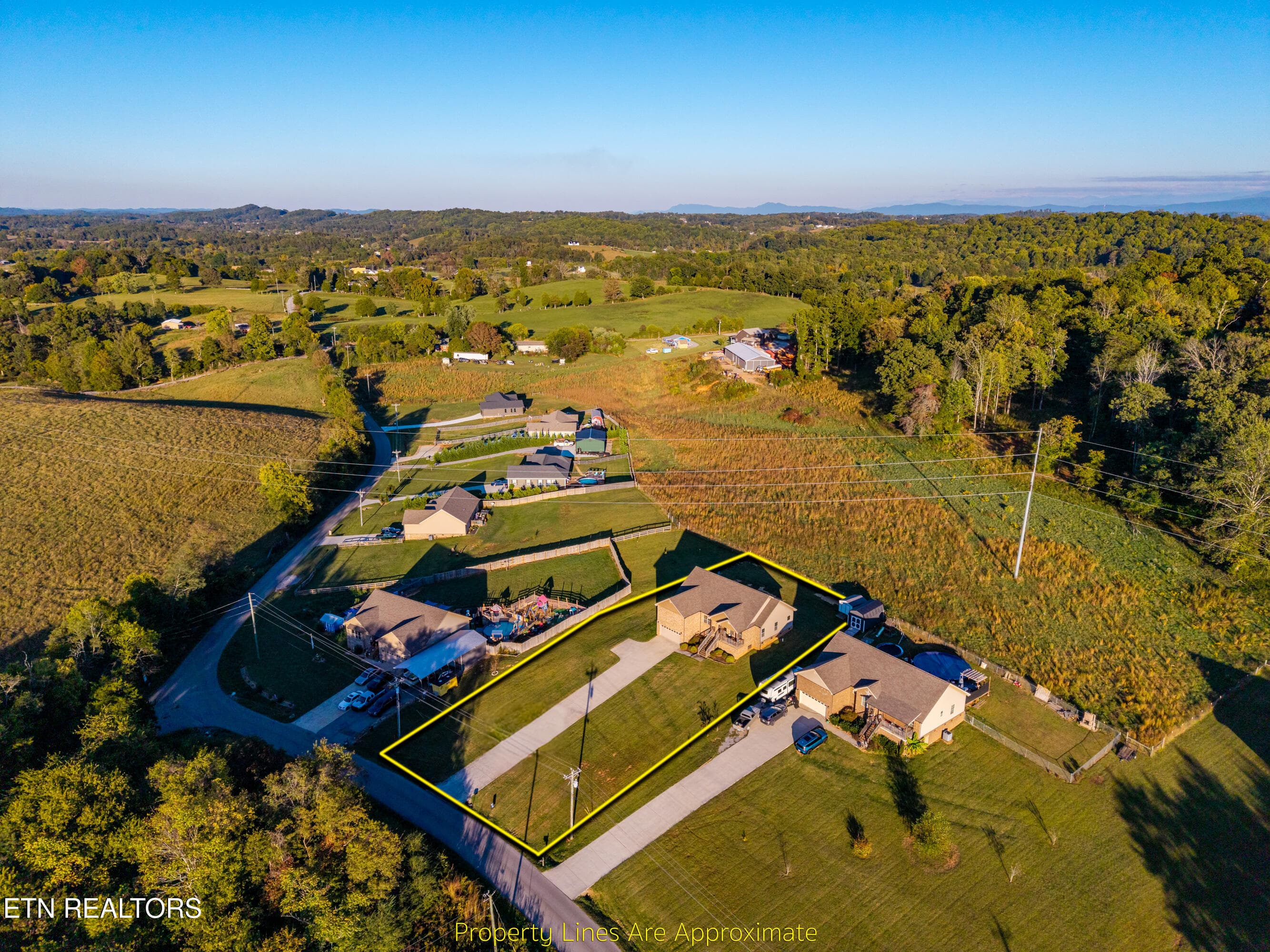 APPROXIMATE LOT LINES - 1252 Marble Hill Rd, Friendsville, TN 37737