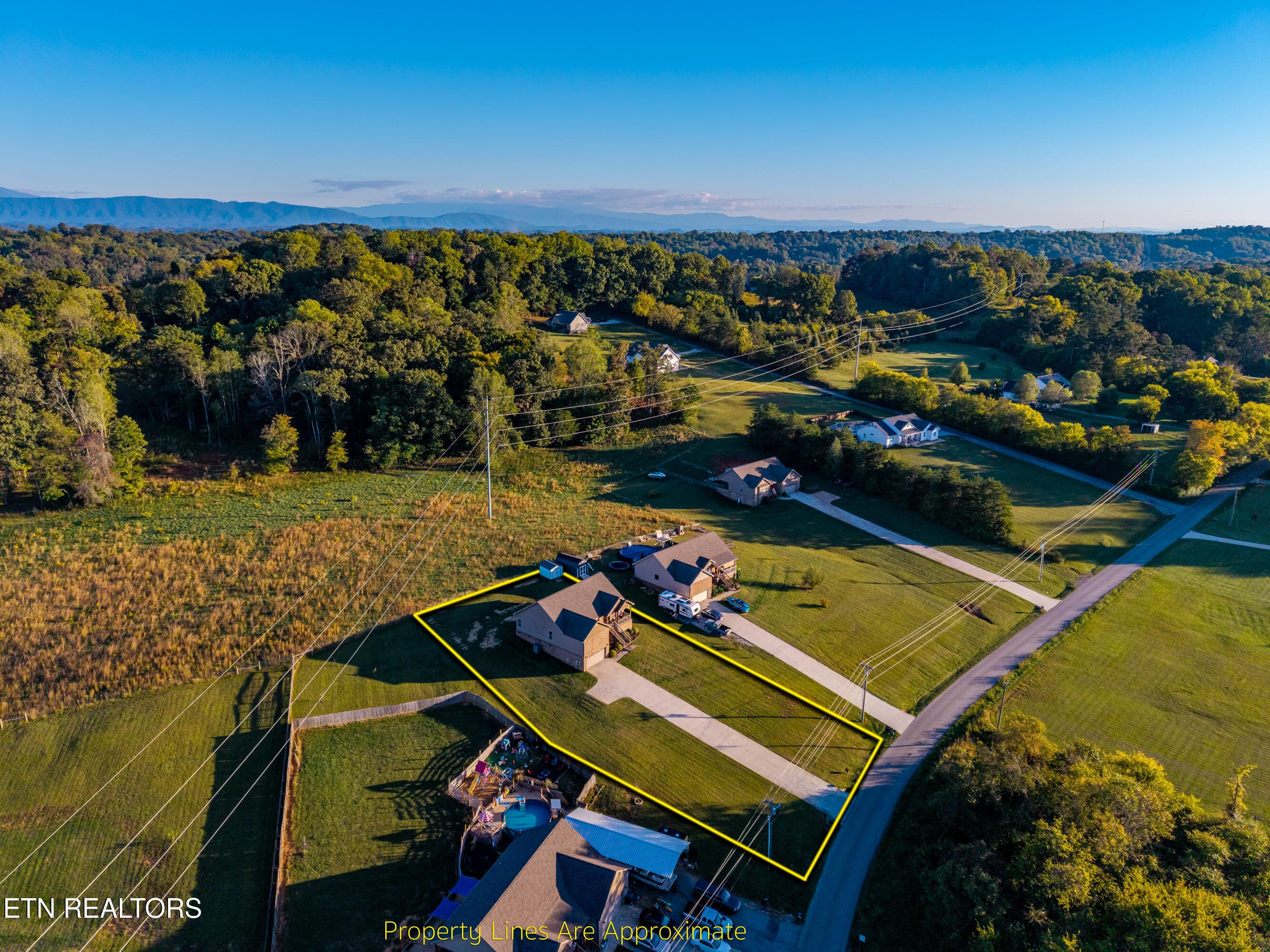 APPROXIMATE LOT LINES - 1252 Marble Hill Rd, Friendsville, TN 37737