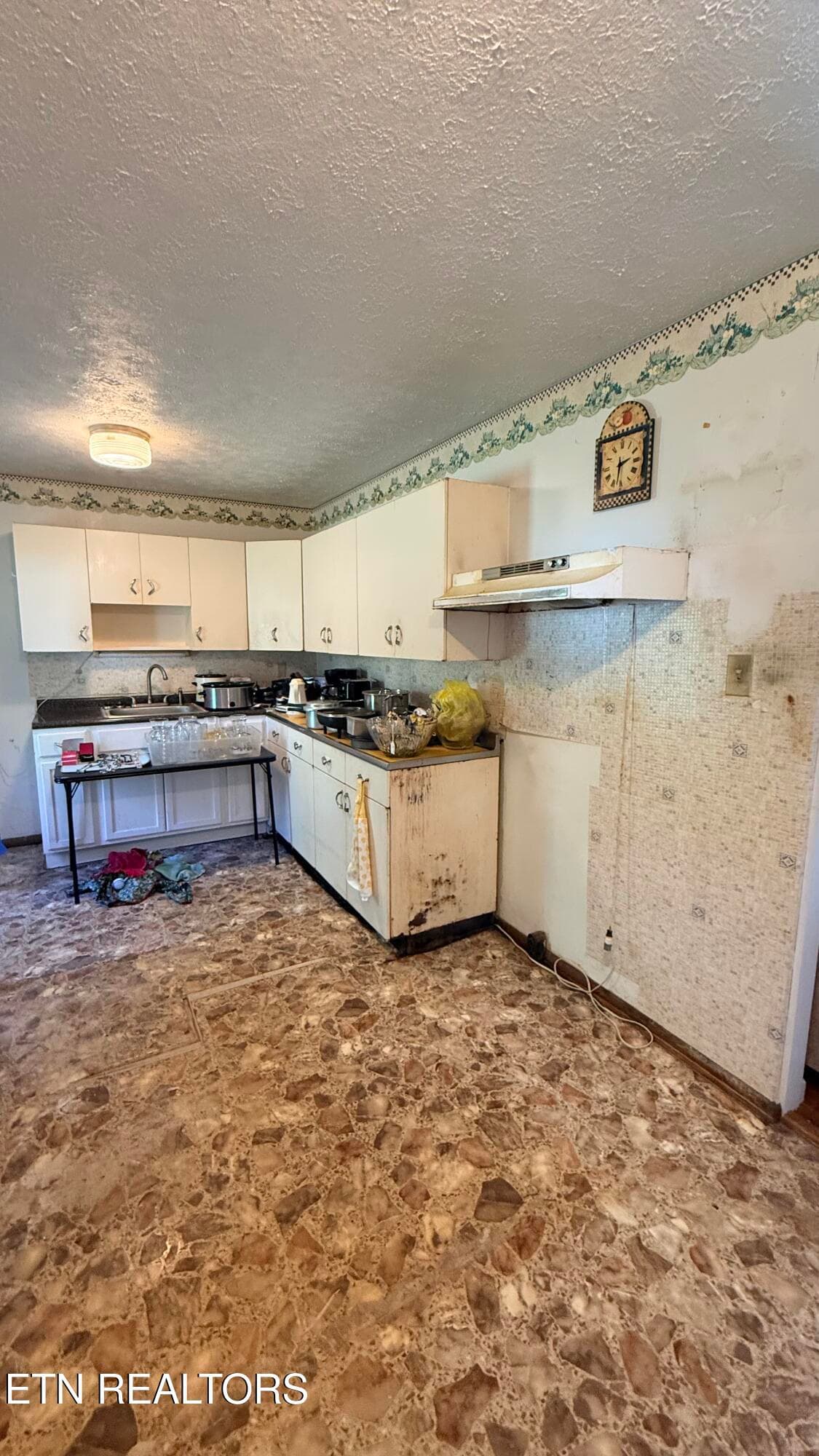 Kitchen - 4229 Drifting Drive, Knoxville, TN 37912, Knoxville