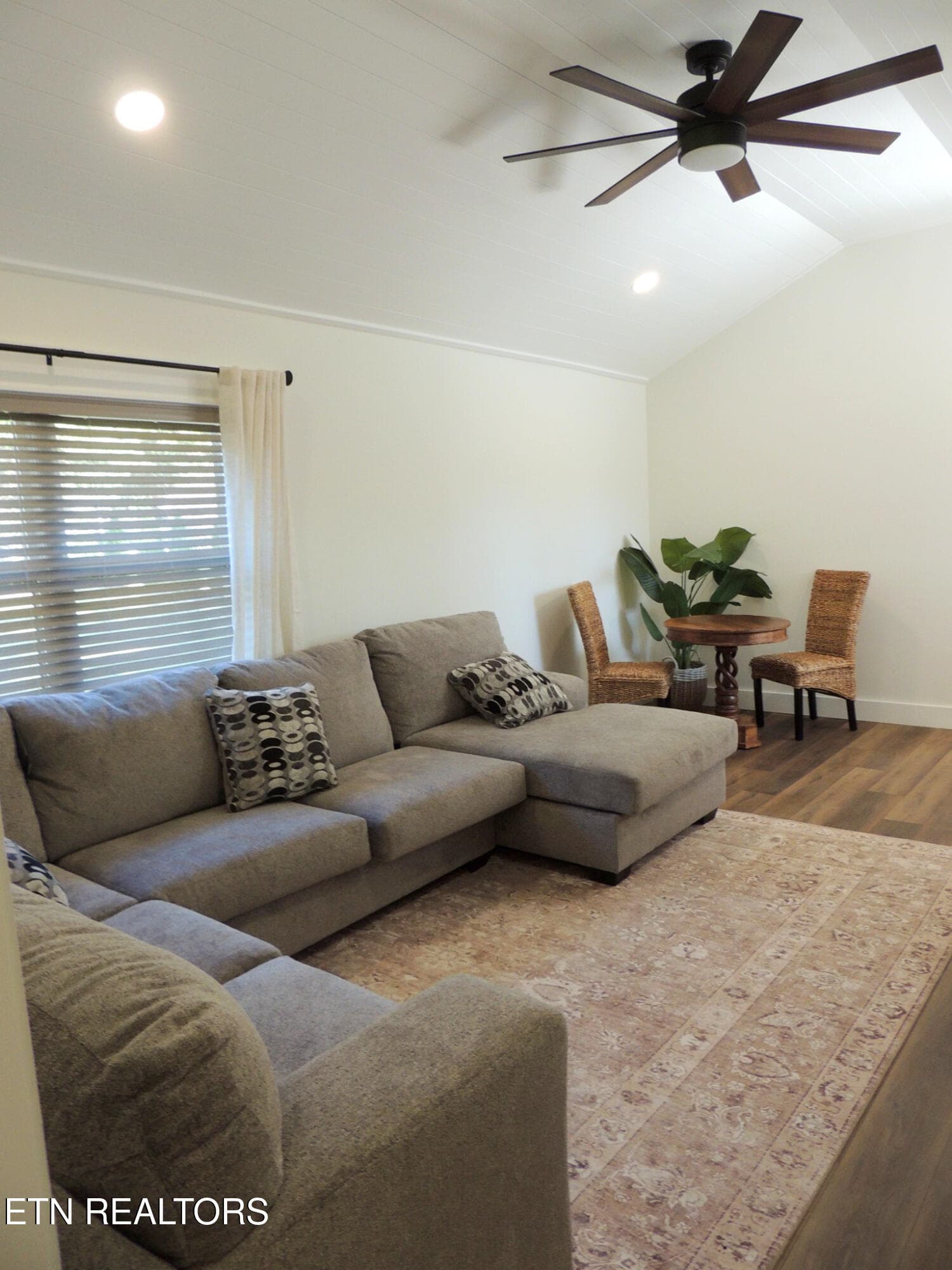 Living Room - 3434 Kenilworth Lane, Knoxville, TN 37917, Knoxville