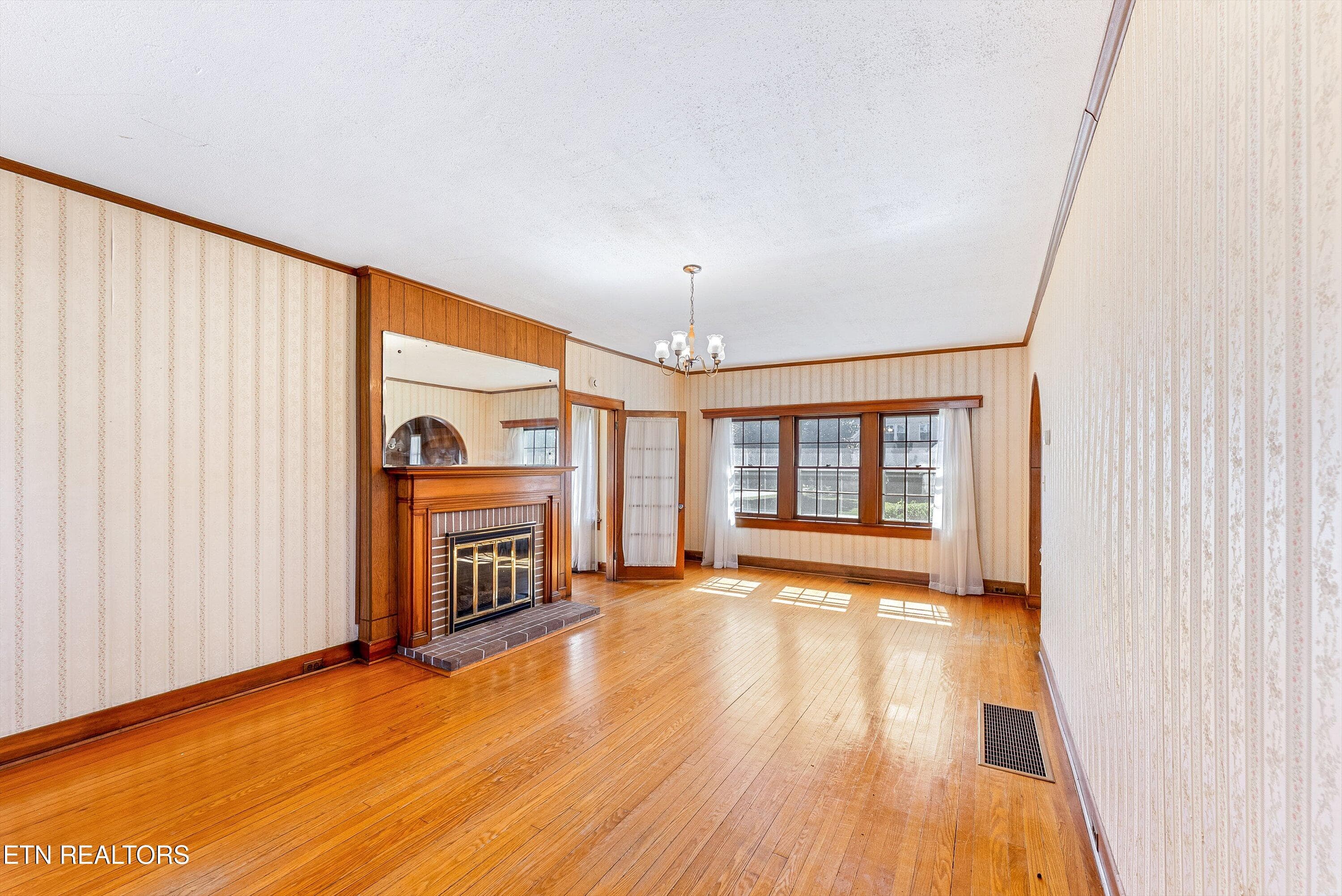 11-Living A3 - 119 Adair Drive, Knoxville, TN 37918, Knoxville