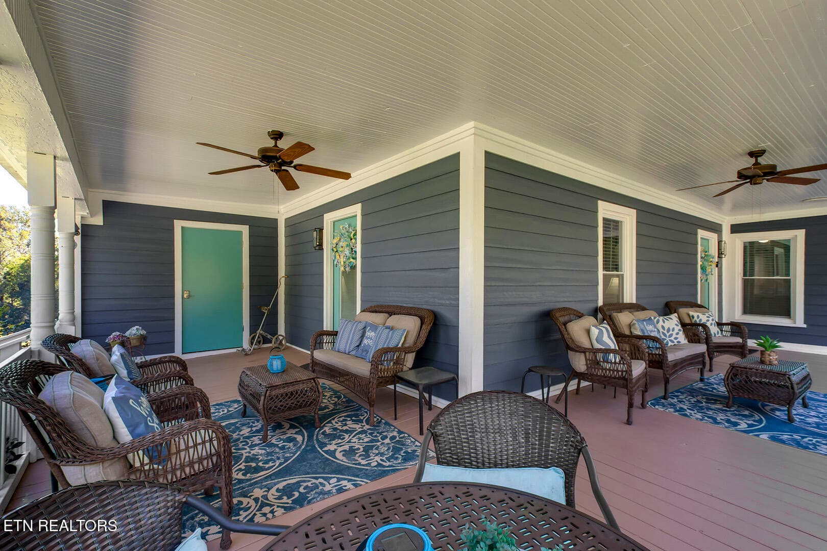 04_KodakRoad_9604_SidePorch01-FrontPorch - 9604 SE Kodak Rd, Kodak, TN 37764, Kodak