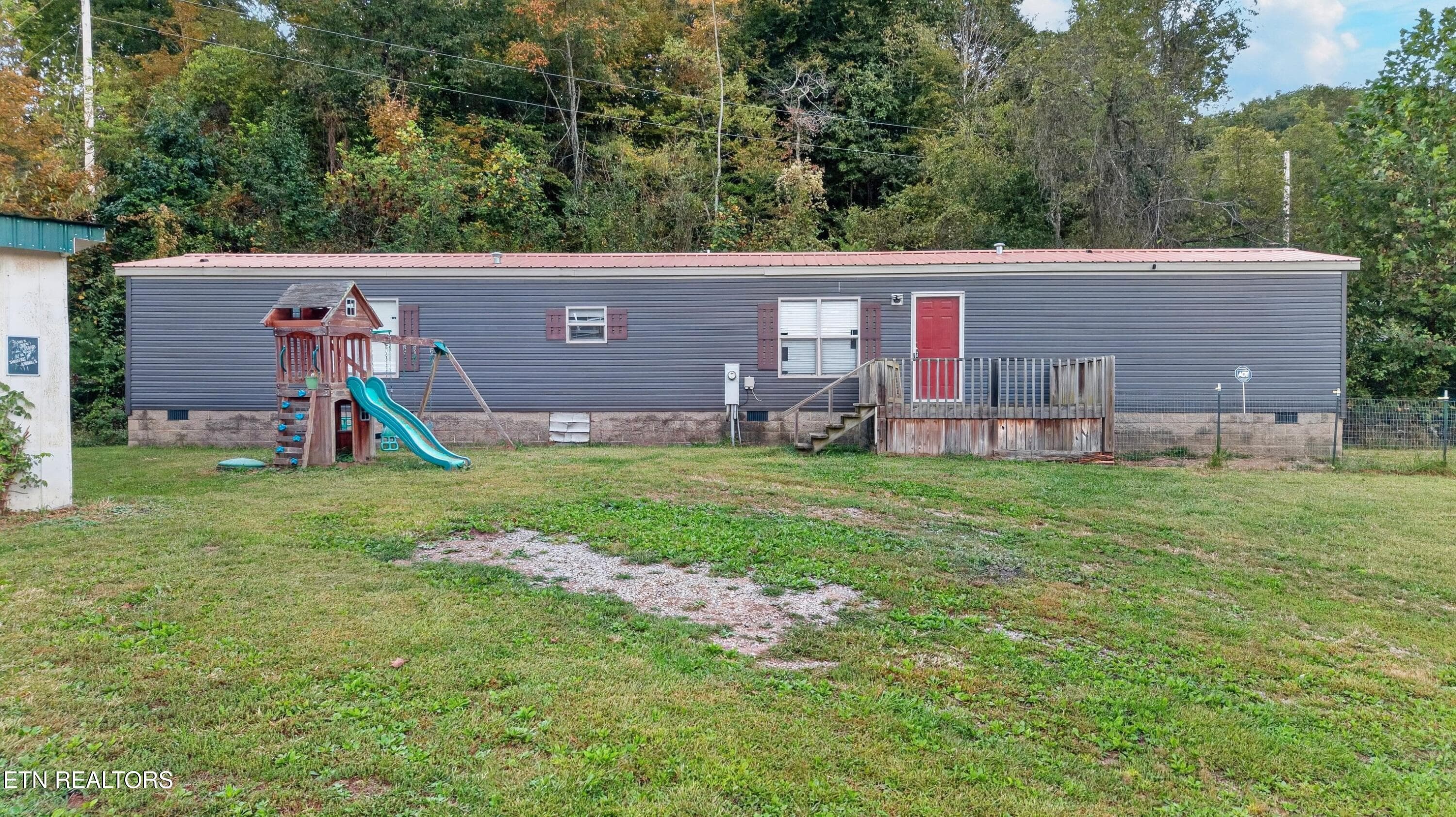 2501 Upper Caney Valley Rd, Tazewell, TN 37879