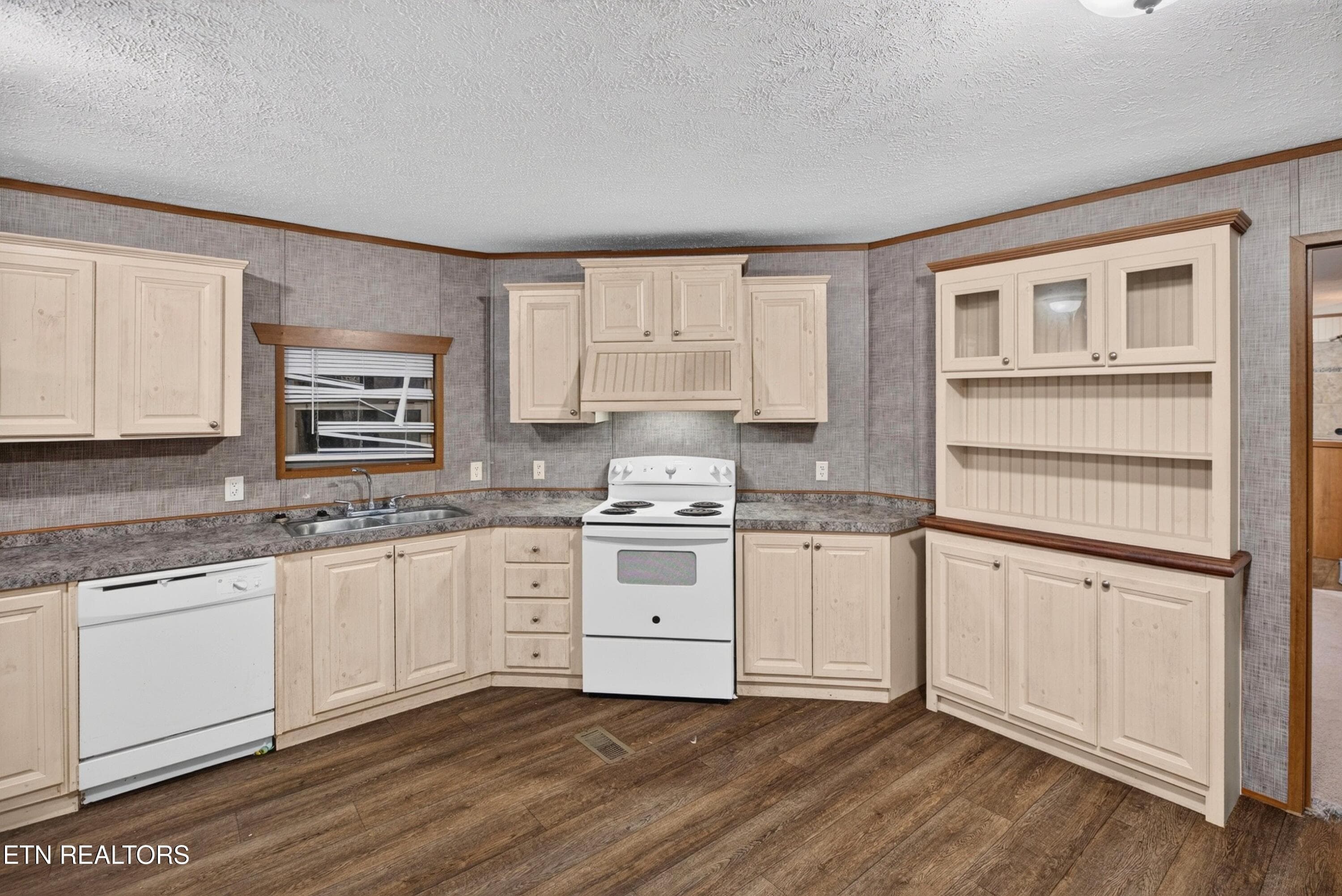 009-2501UpperCaneyValleyRoad-Tazewell-TN - 2501 Upper Caney Valley Rd, Tazewell, TN 37879, Tazewell