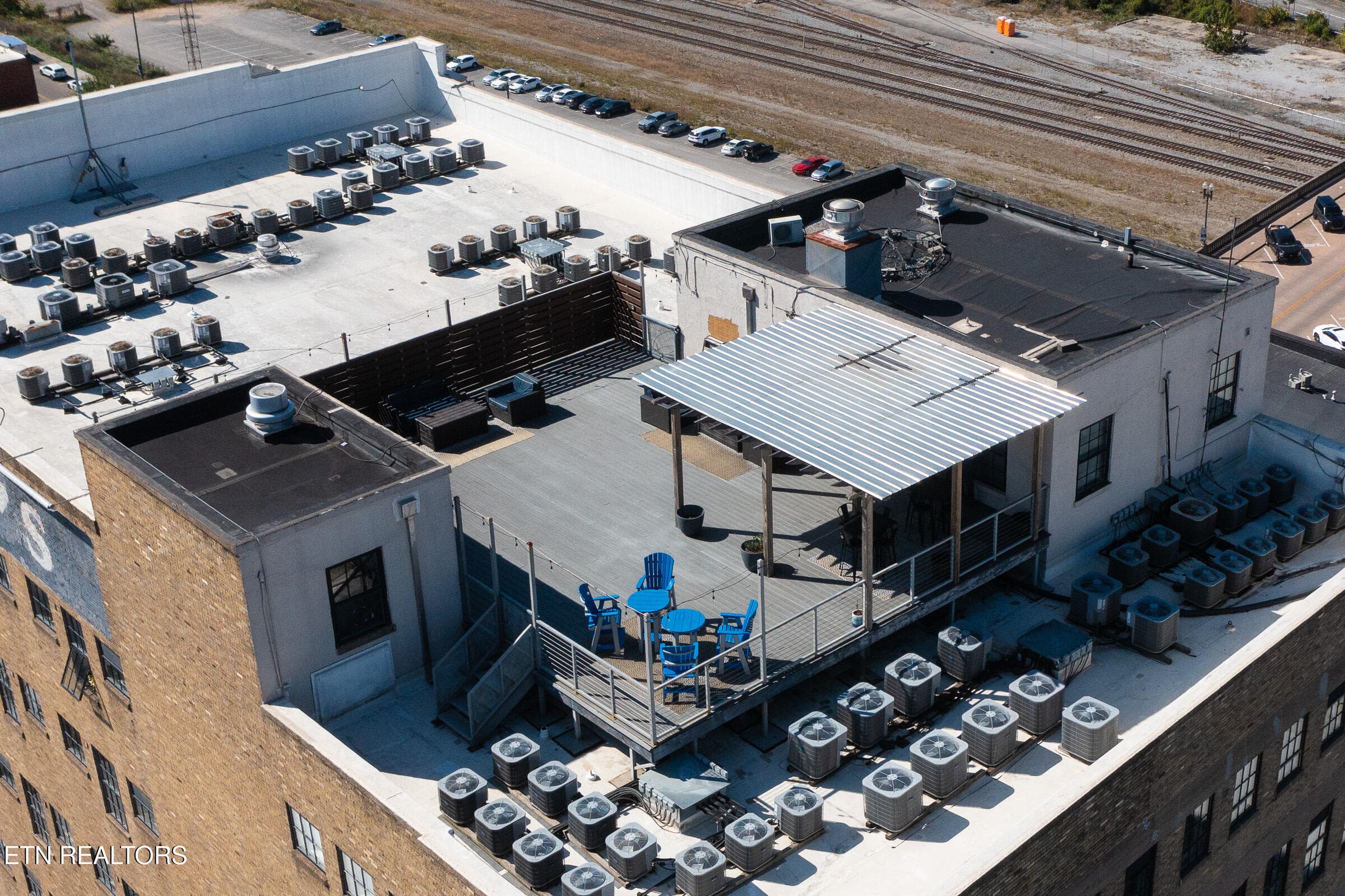JBP_SterchiLoftsRooftopDRONE_2400px-4 - 116 S Gay St 108, Knoxville, TN 37902, Knoxville