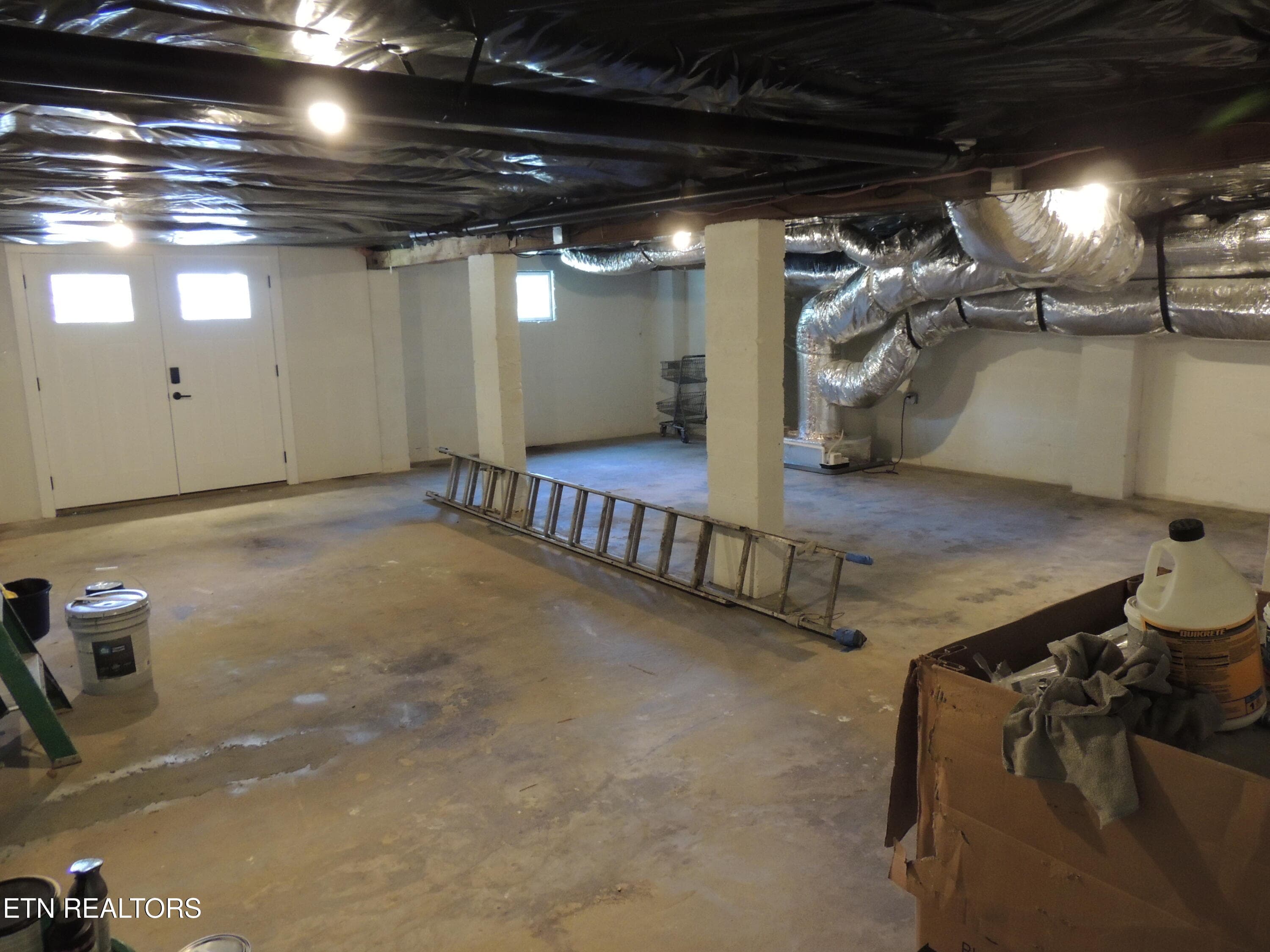 Garage/Basement - 3434 Kenilworth Lane, Knoxville, TN 37917, Knoxville
