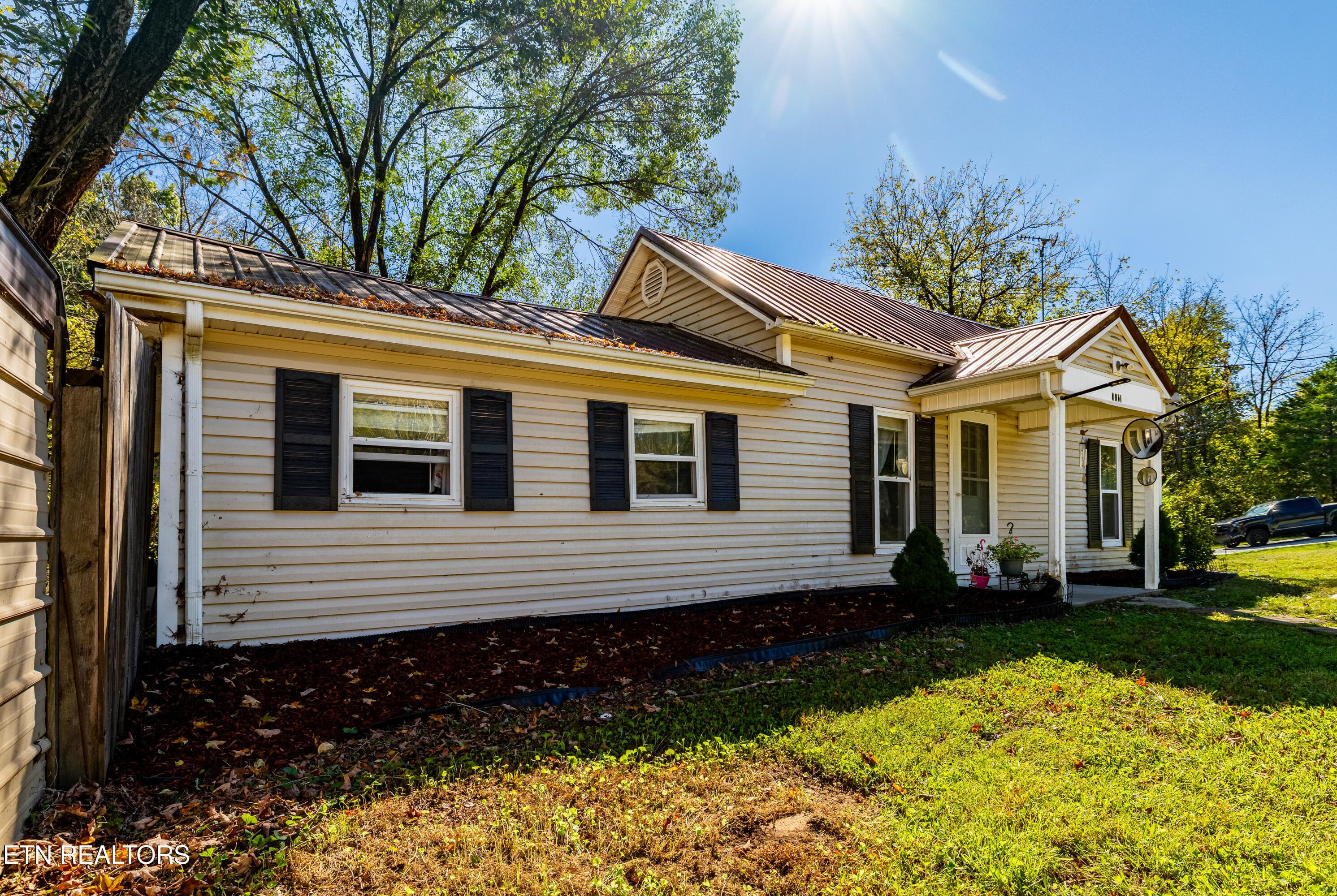 7421SeviervillePike-26 - 7421 Sevierville Pike, Knoxville, TN 37920, Knoxville
