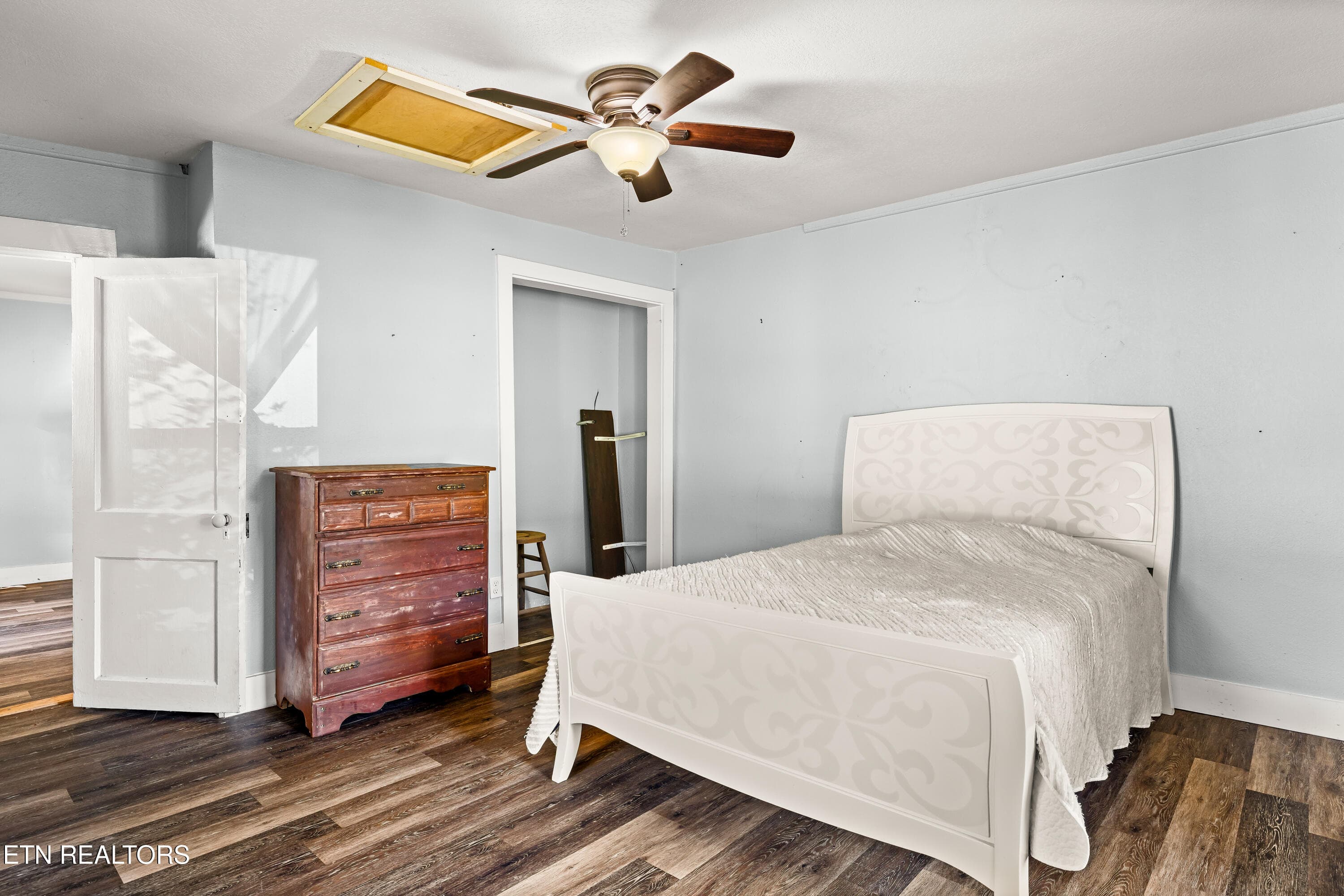 7421SeviervillePike-9 - 7421 Sevierville Pike, Knoxville, TN 37920, Knoxville