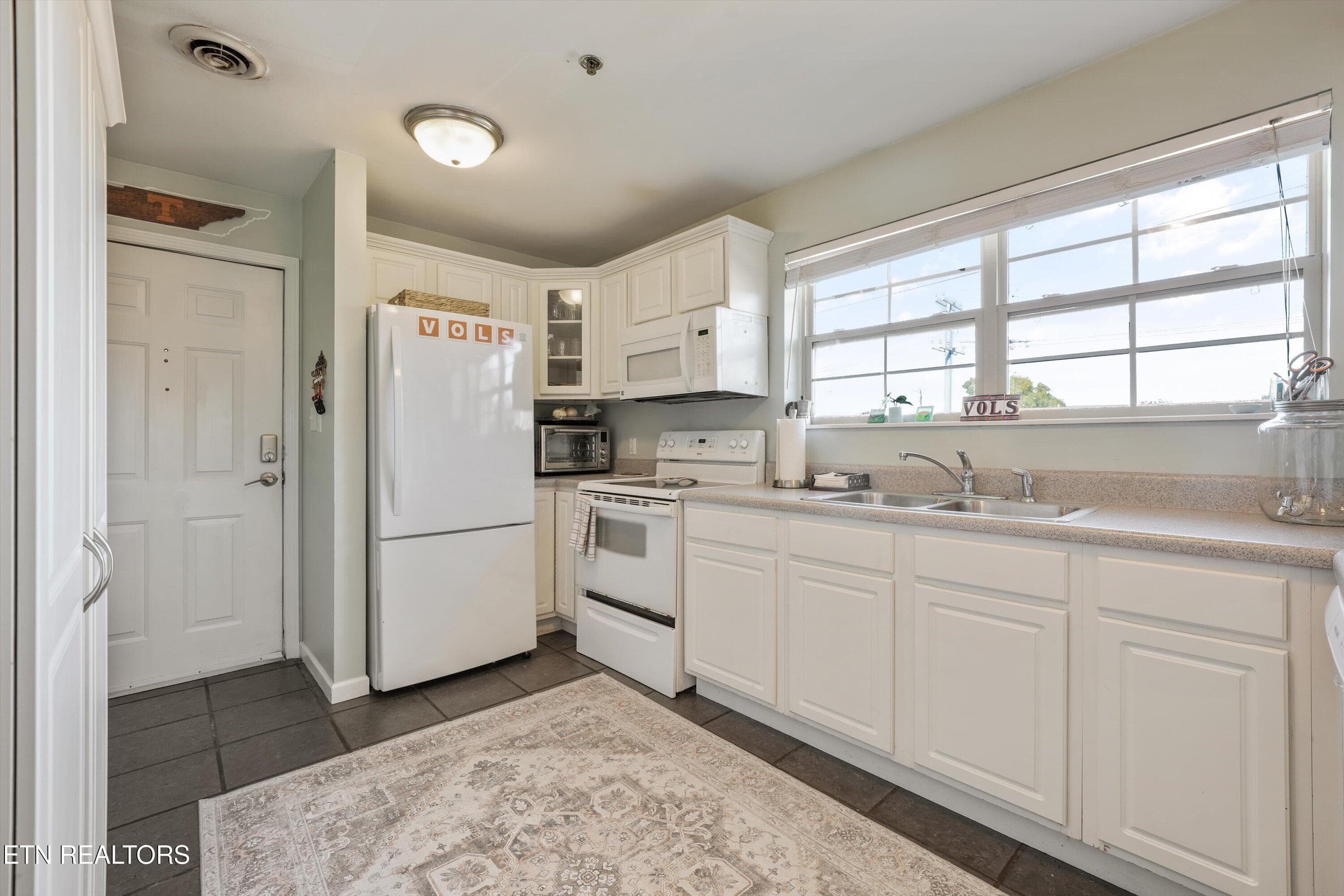 9 - 1628 Queen Anne Way, Knoxville, TN 37916, Knoxville