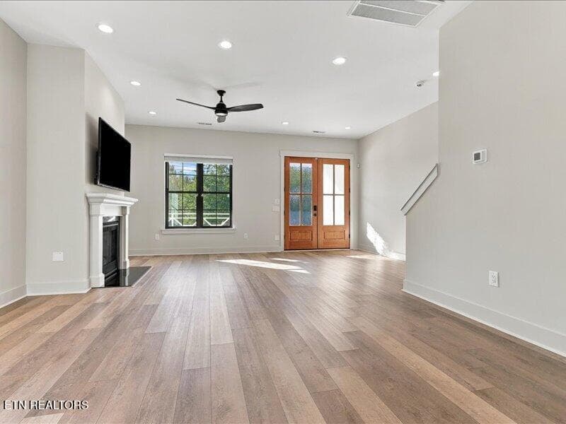 09-005_1I2A2028 - 1511 Grainger Ave, Knoxville, TN 37917, Knoxville