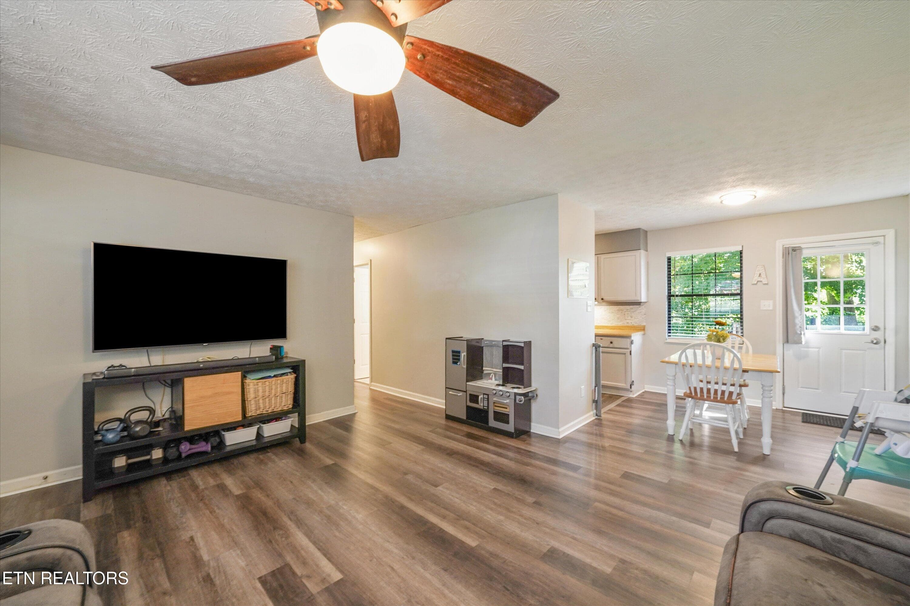 11-305 Red Fox Ln 05 - 305 Red Fox Lane, Clinton, TN 37716, Clinton