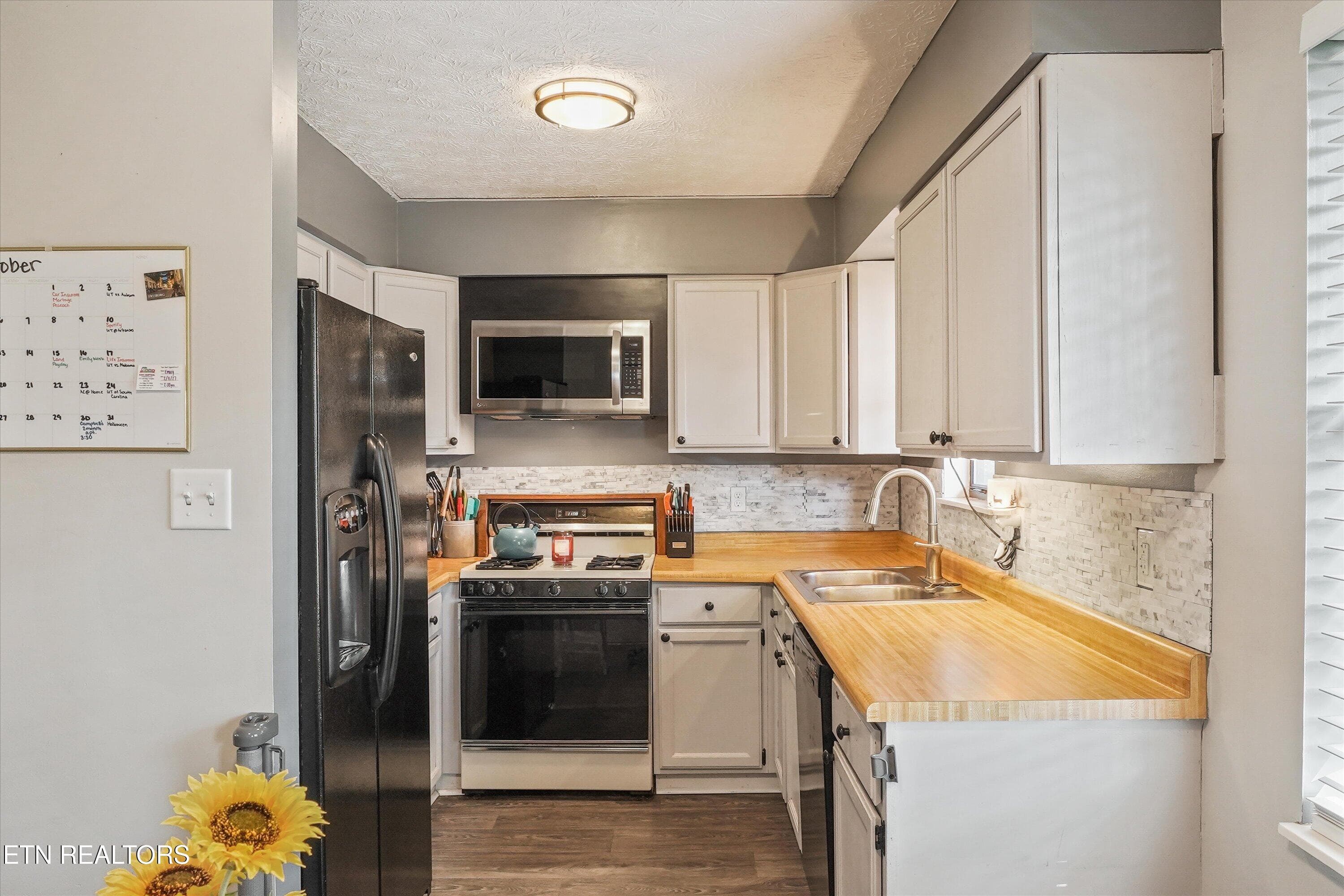 20-305 Red Fox Ln 14 - 305 Red Fox Lane, Clinton, TN 37716, Clinton