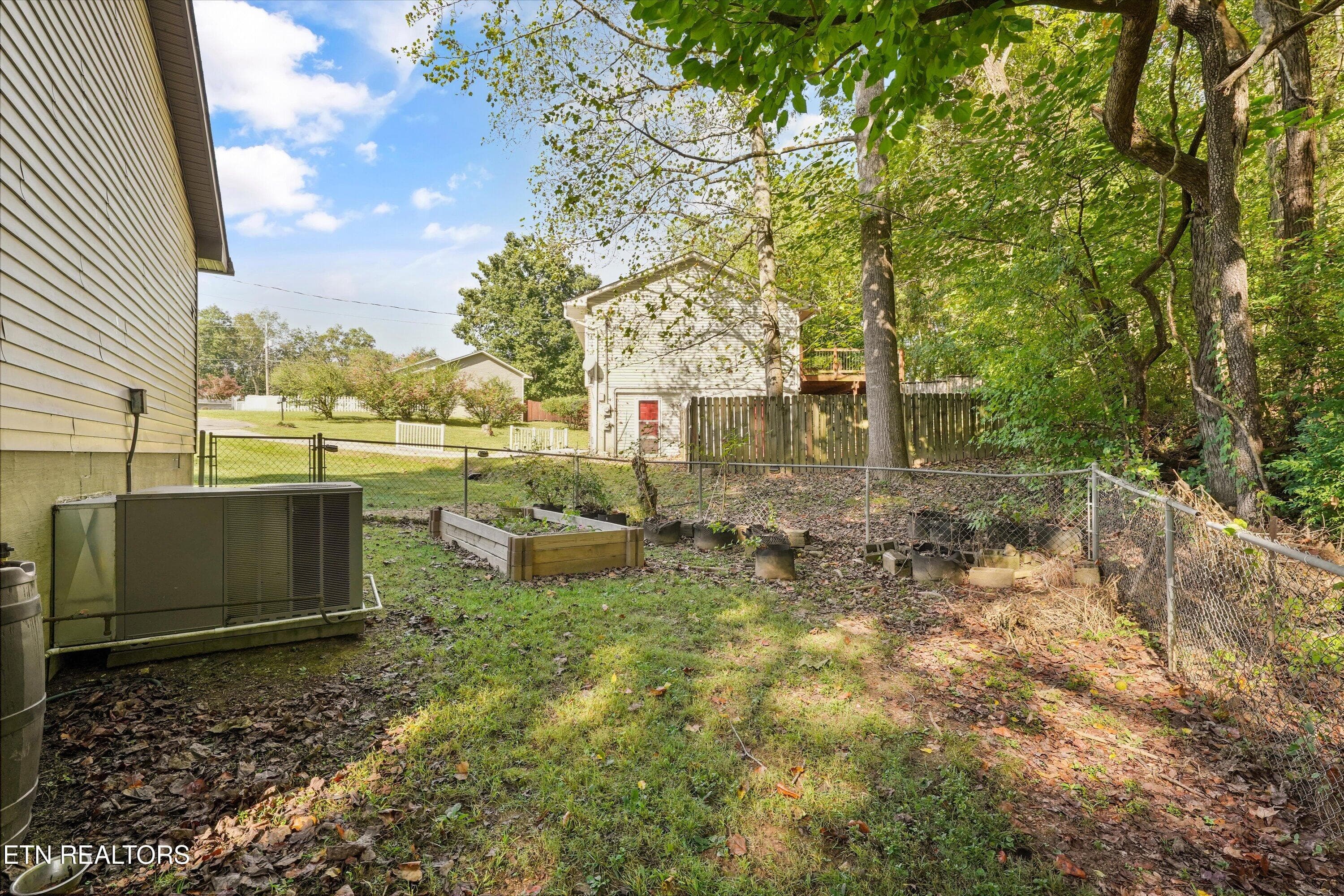 32-305 Red Fox Ln 26 - 305 Red Fox Lane, Clinton, TN 37716, Clinton