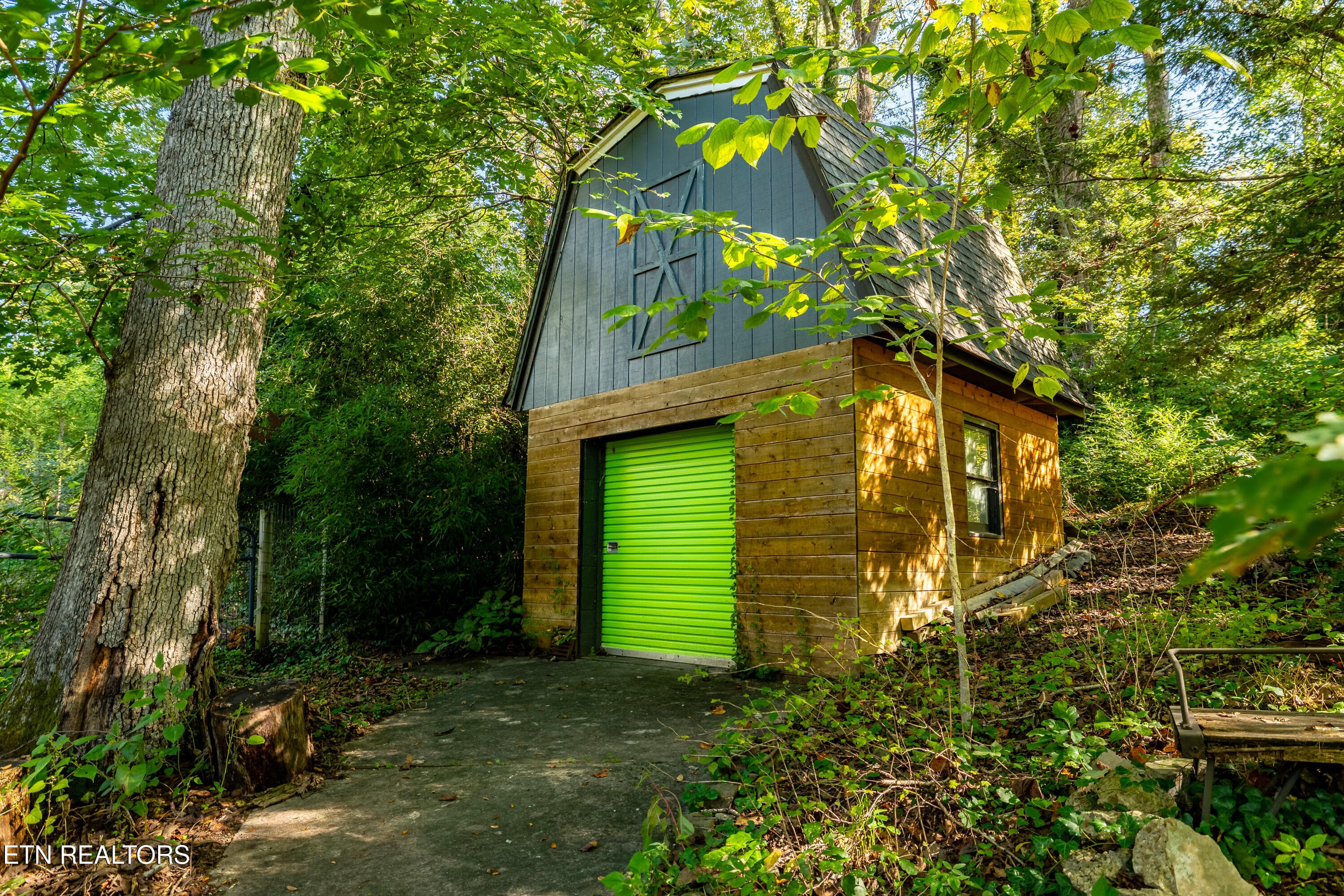 202MapleLoopRd-38 - 202 Maple Loop Rd, Knoxville, TN 37920, Knoxville