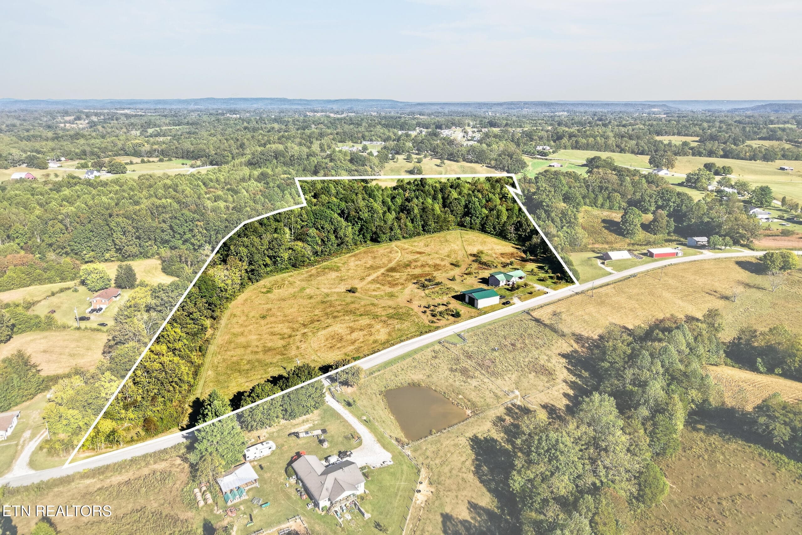 DJI_20261007043128_0052_D1 - 864 Coles Chapel Rd, Sparta, TN 38583, Sparta