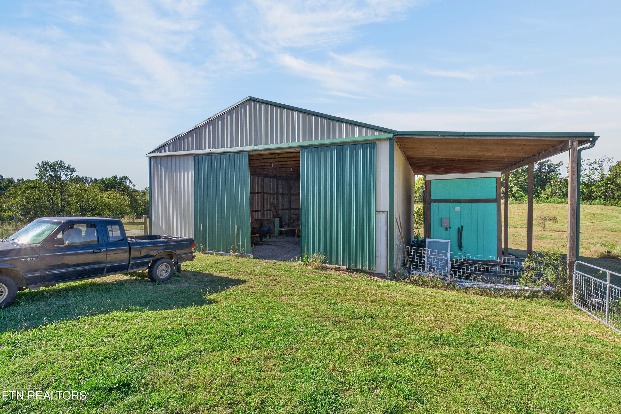 DSC03615 - 864 Coles Chapel Rd, Sparta, TN 38583, Sparta