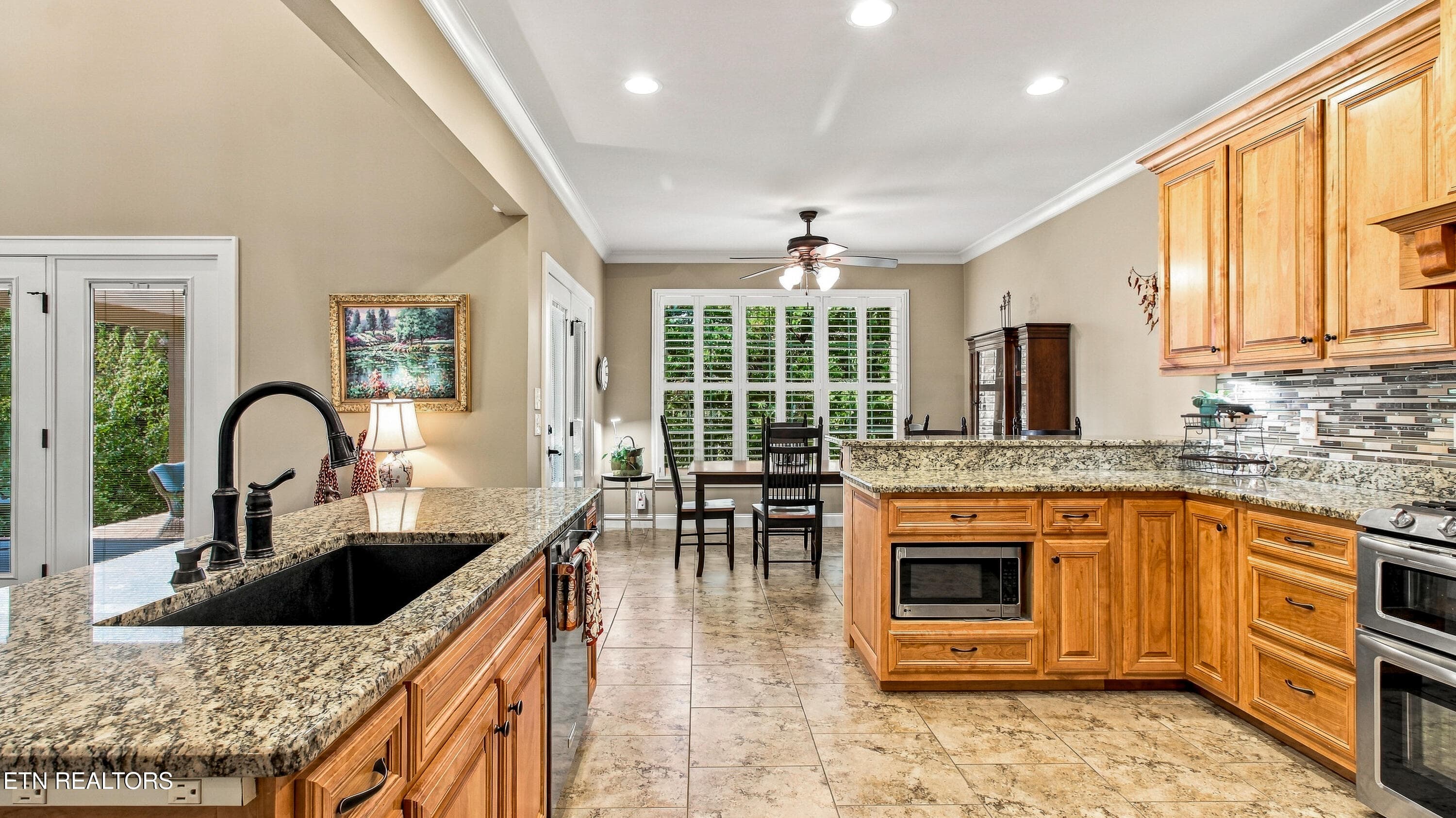 Kitchen - 723 Bayshore Rd, Knoxville, TN 37934, Knoxville