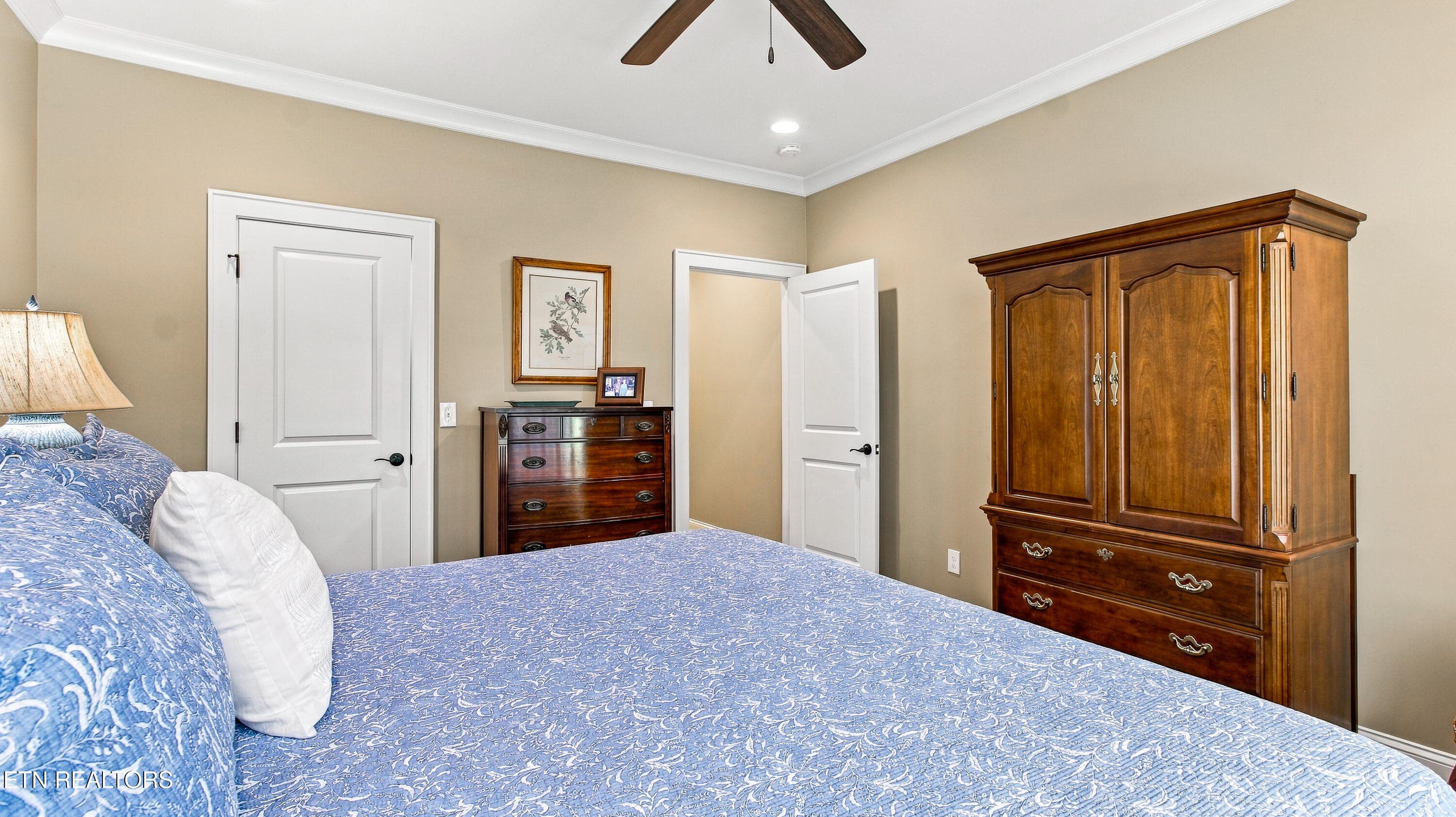 Main Floor Bedroom - 723 Bayshore Rd, Knoxville, TN 37934, Knoxville
