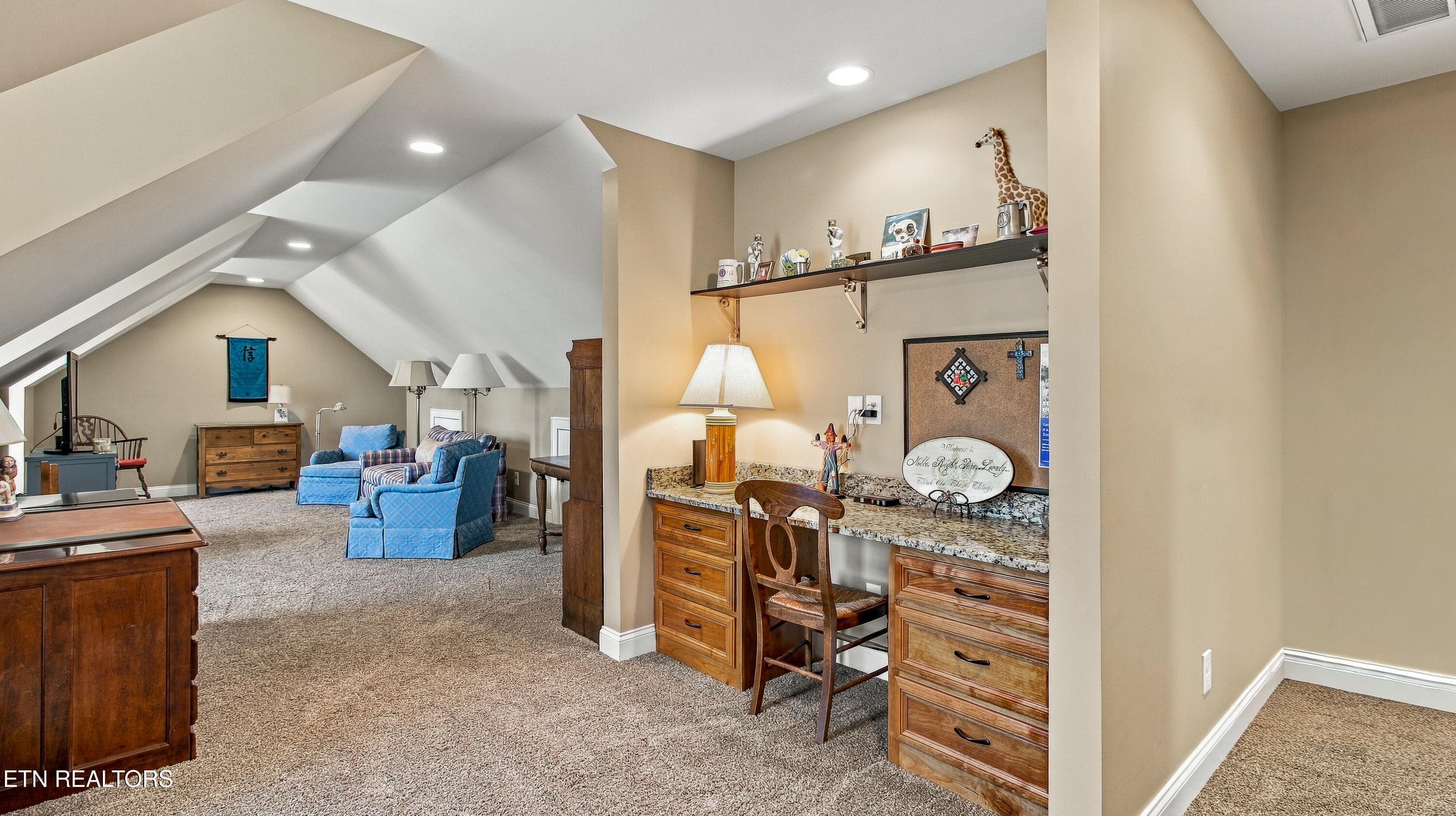 Bonus Room - 723 Bayshore Rd, Knoxville, TN 37934, Knoxville