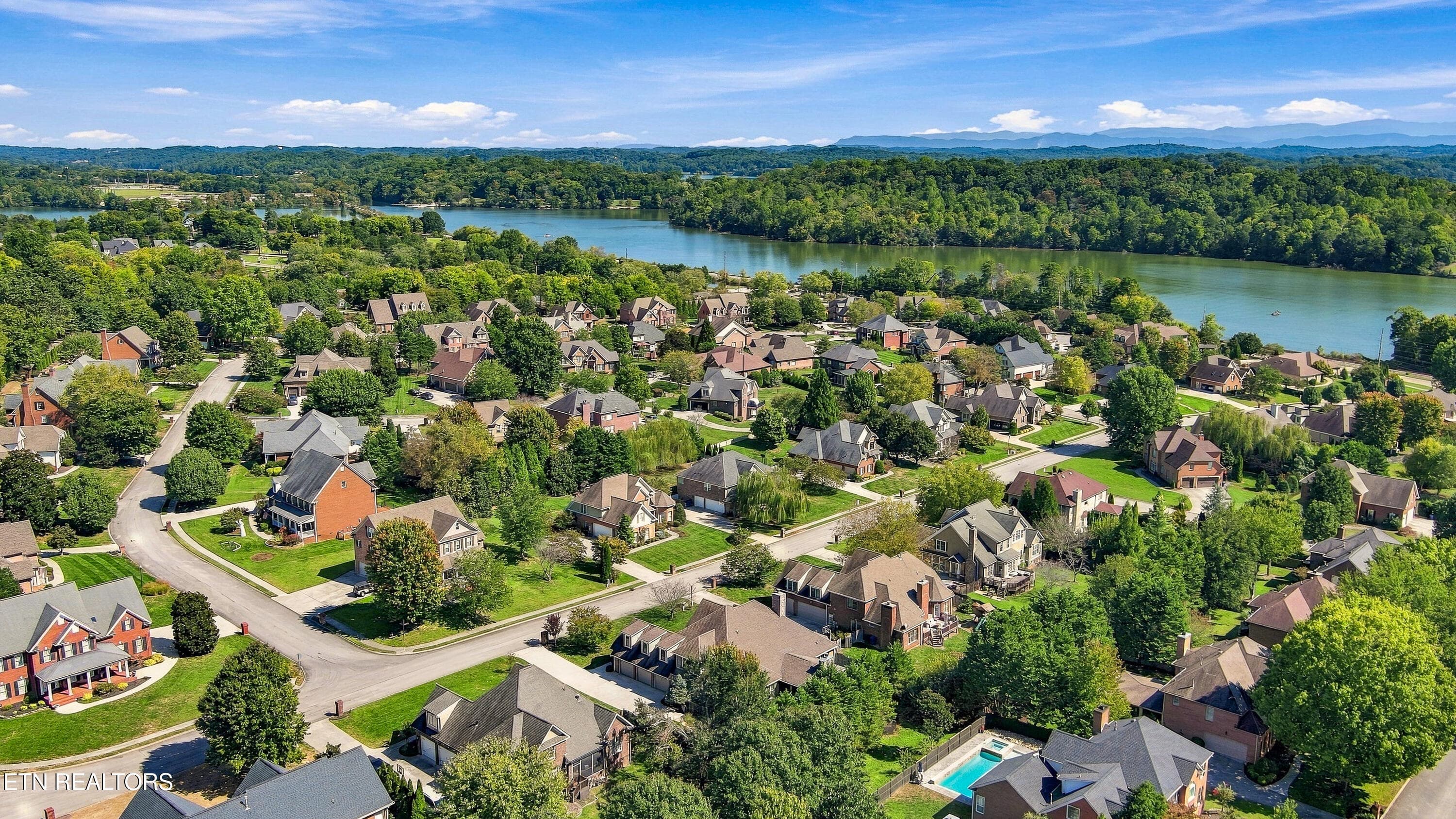 Walk to Park & Lake - 723 Bayshore Rd, Knoxville, TN 37934, Knoxville