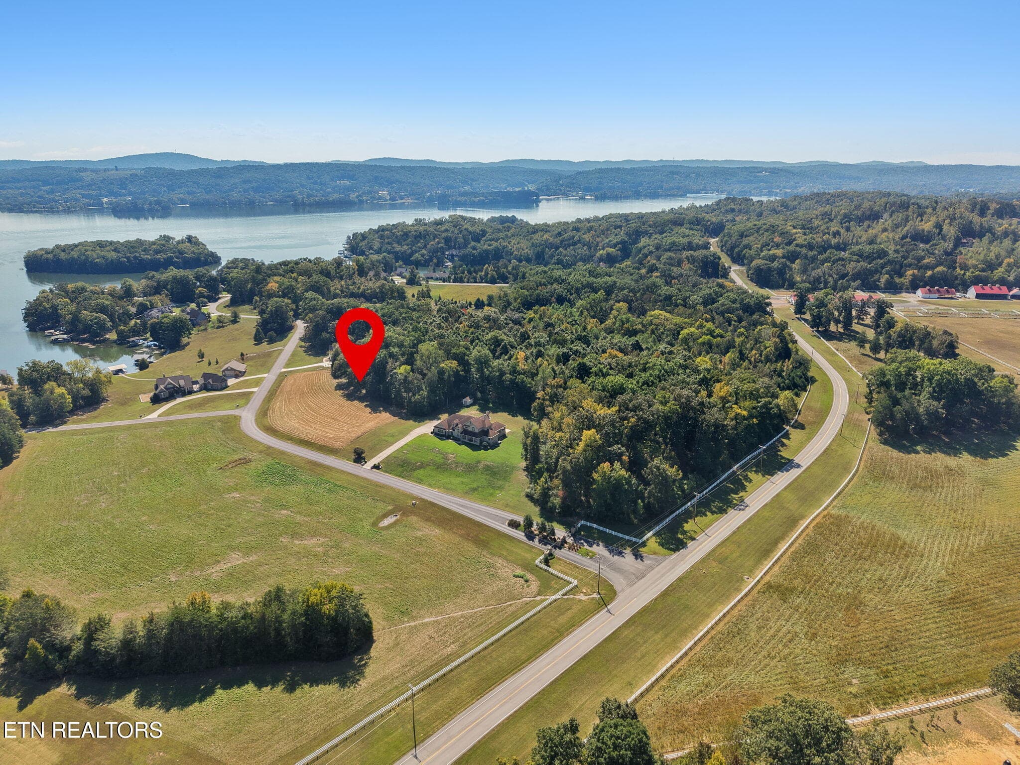 110 E Shore Drive, Rockwood, TN 37854
