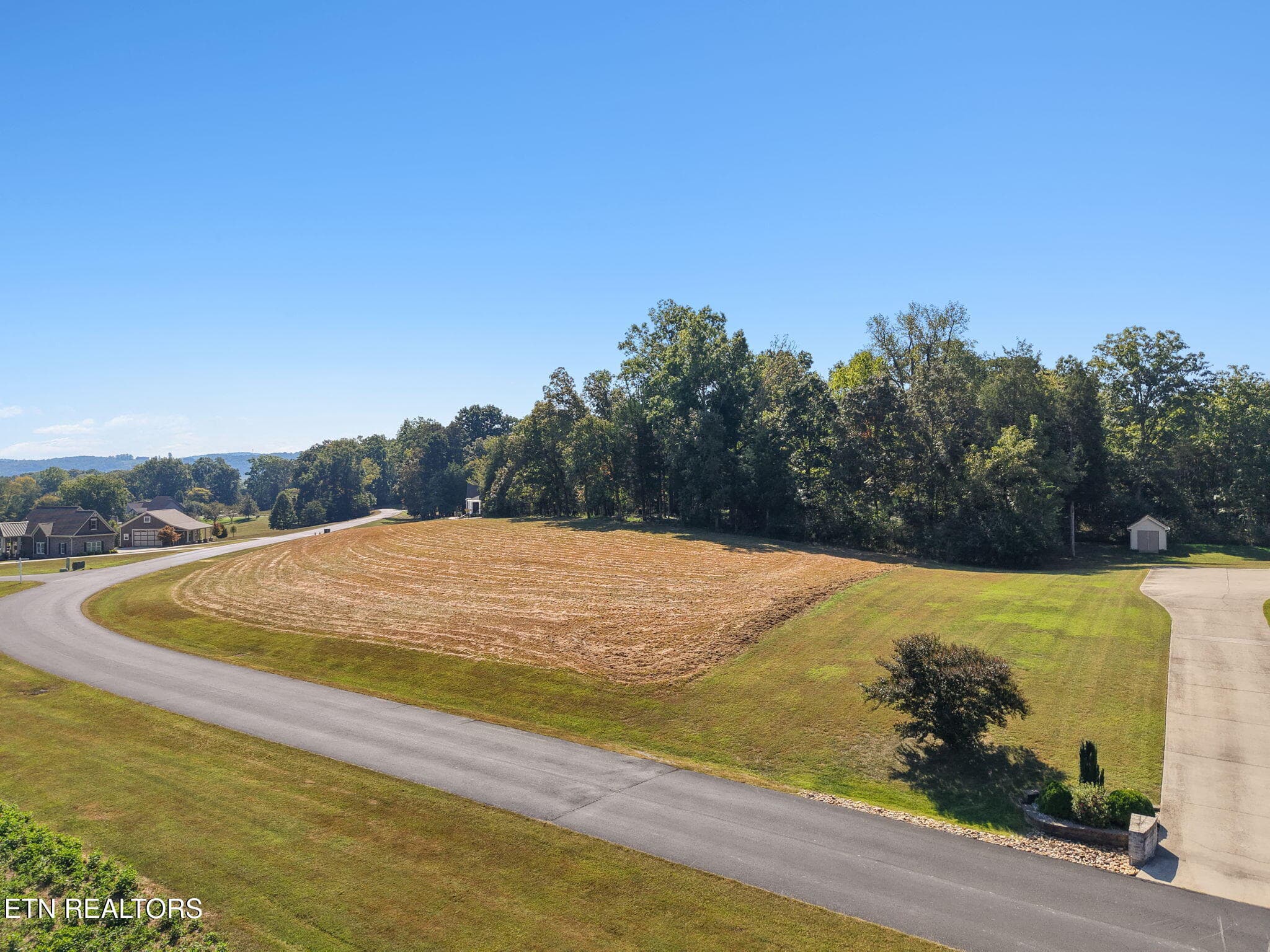 4-web-or-mls-004_110EShore - 110 E Shore Drive, Rockwood, TN 37854, Rockwood