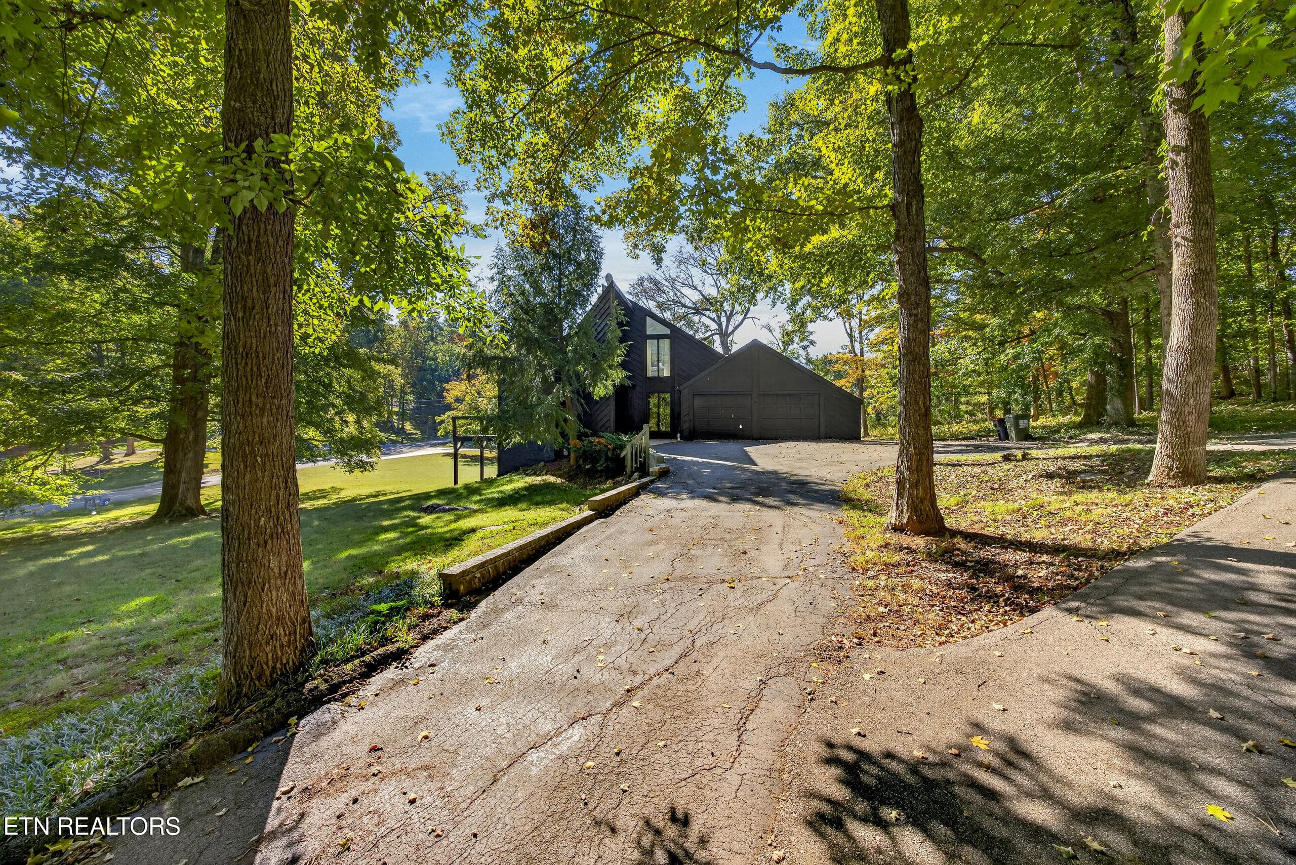 674 Skyline Drive, Sparta, TN 38583