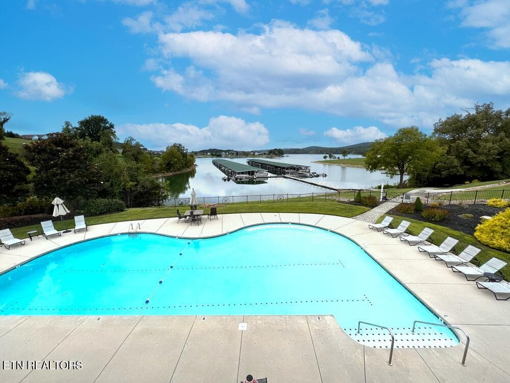 Lakeside Pool - 170 Magnolia Lane, Sharps Chapel, TN 37866, Sharps Chapel