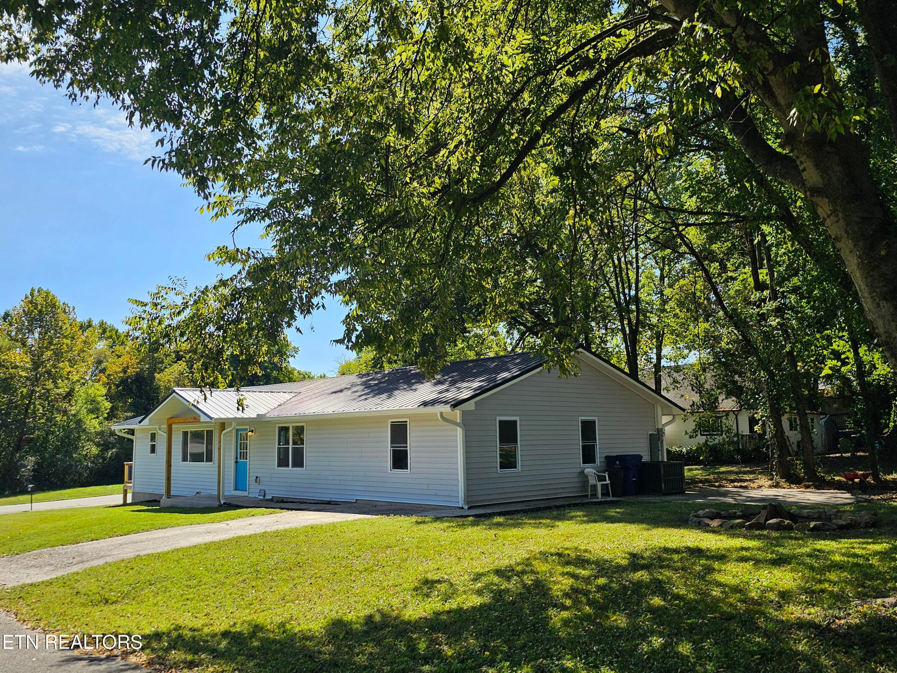 1000062790 - Copy - 321 N Dunlap Ave, Rockwood, TN 37854, Rockwood