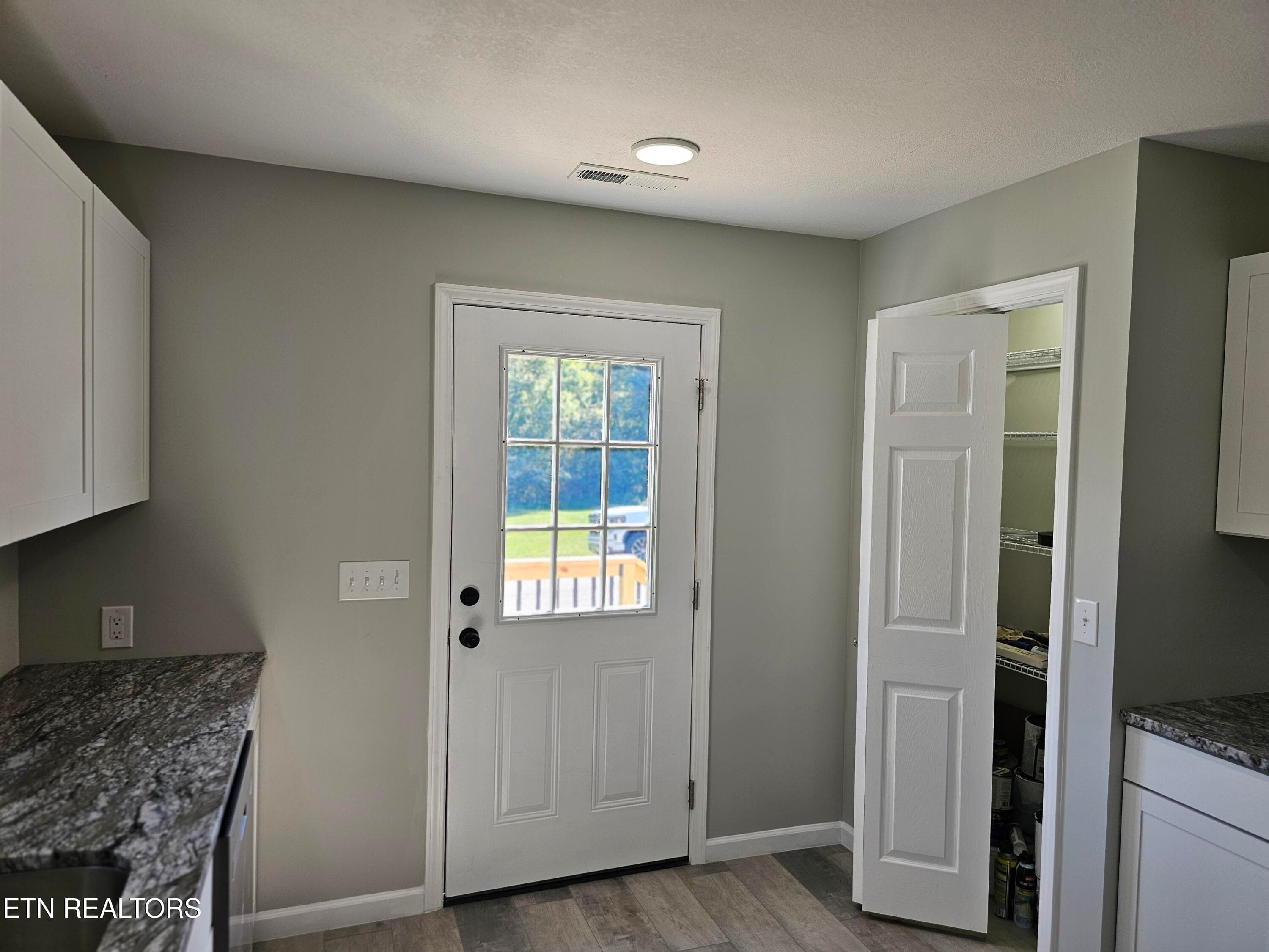 1000062813 - 321 N Dunlap Ave, Rockwood, TN 37854, Rockwood